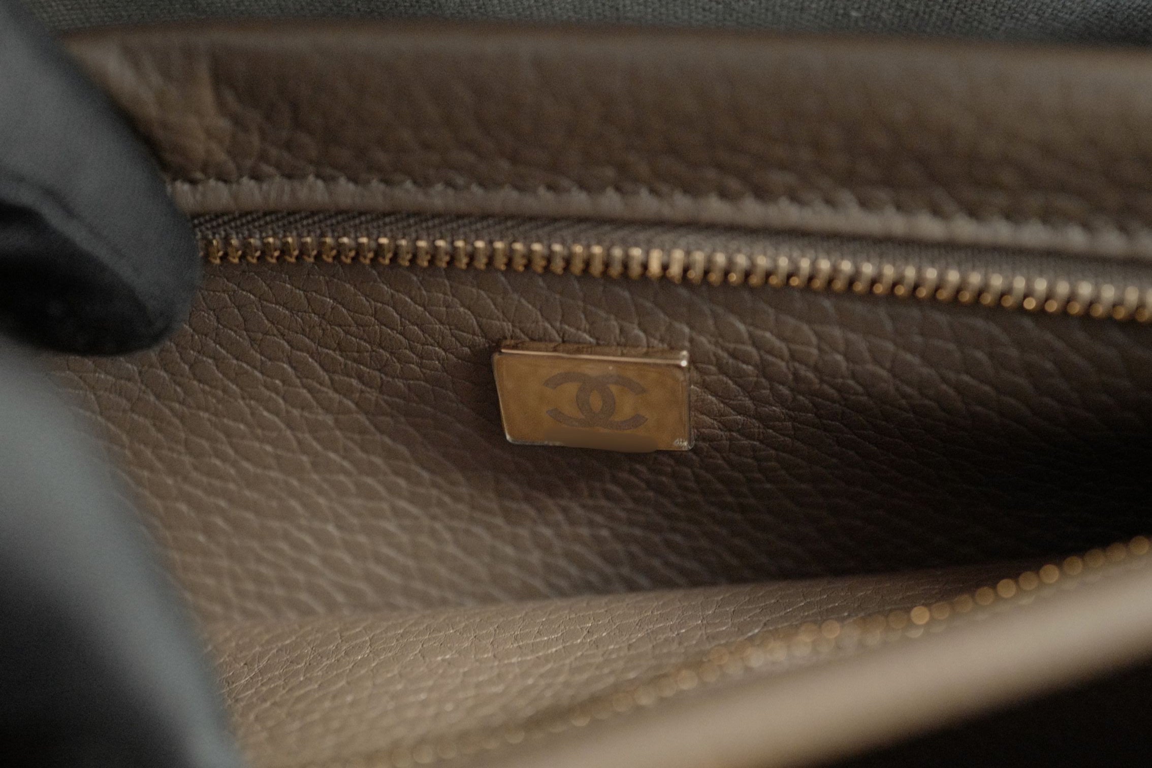 Chanel 26S Small Shopping Bag Matthieu Blazy Baguette Dark Khaki Calfskin GHW
