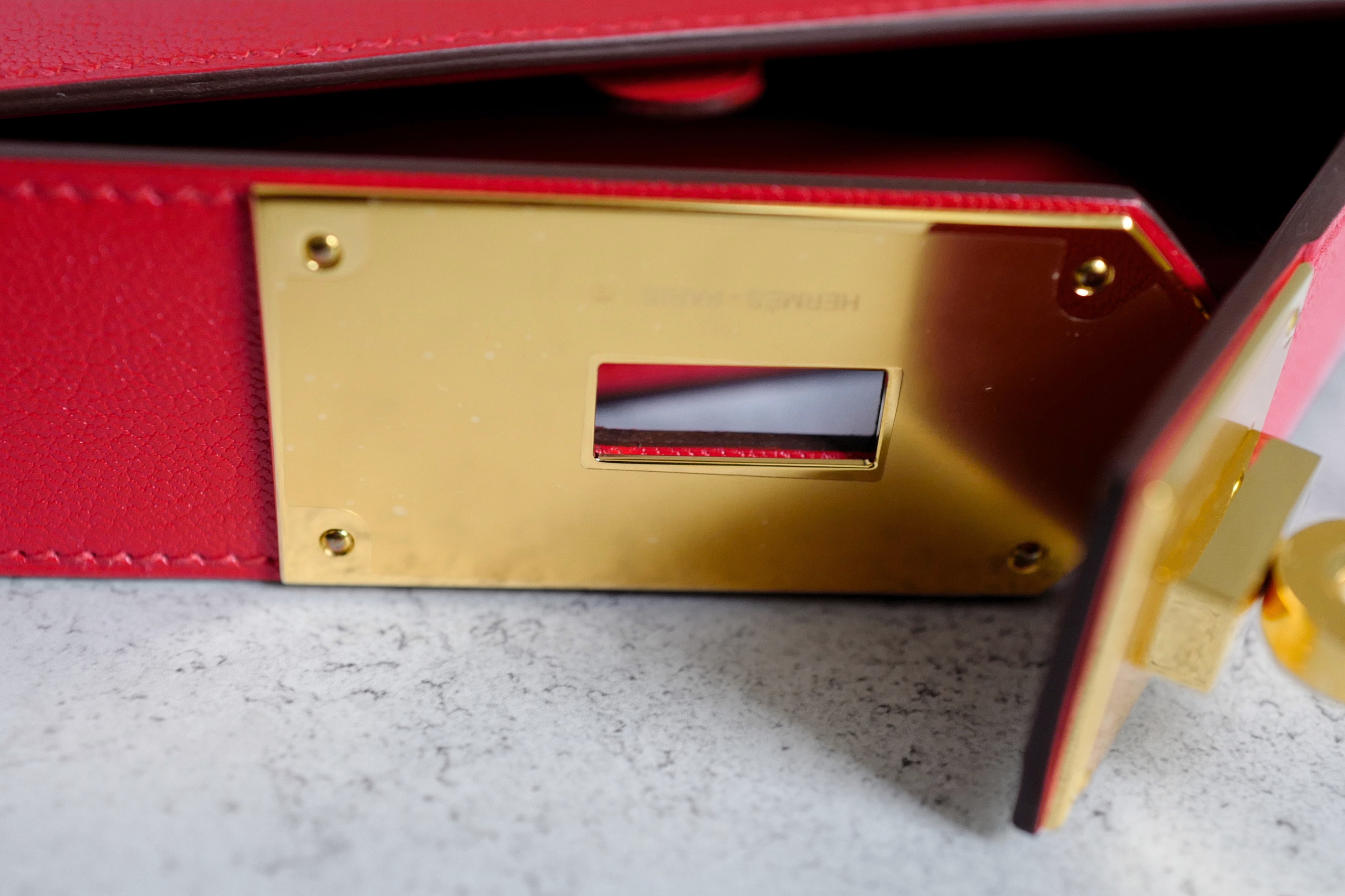 Hermès Clutch Sanglons Rouge de Cœur Chamkila Goatskin Gold Hardware