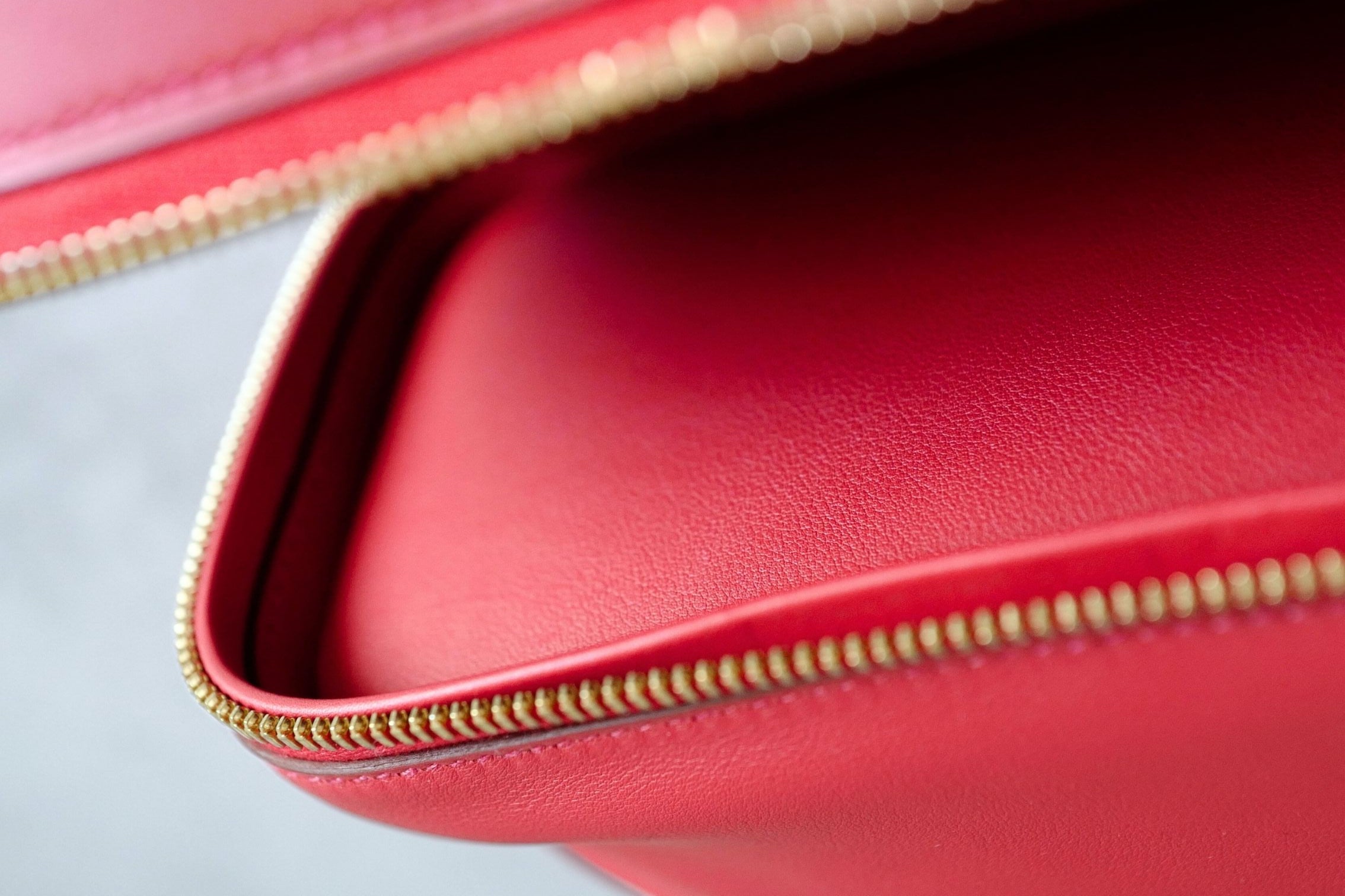 Hermès Bolide Secret in Vermillion Red Swift Leather Gold Hardware T Stamp