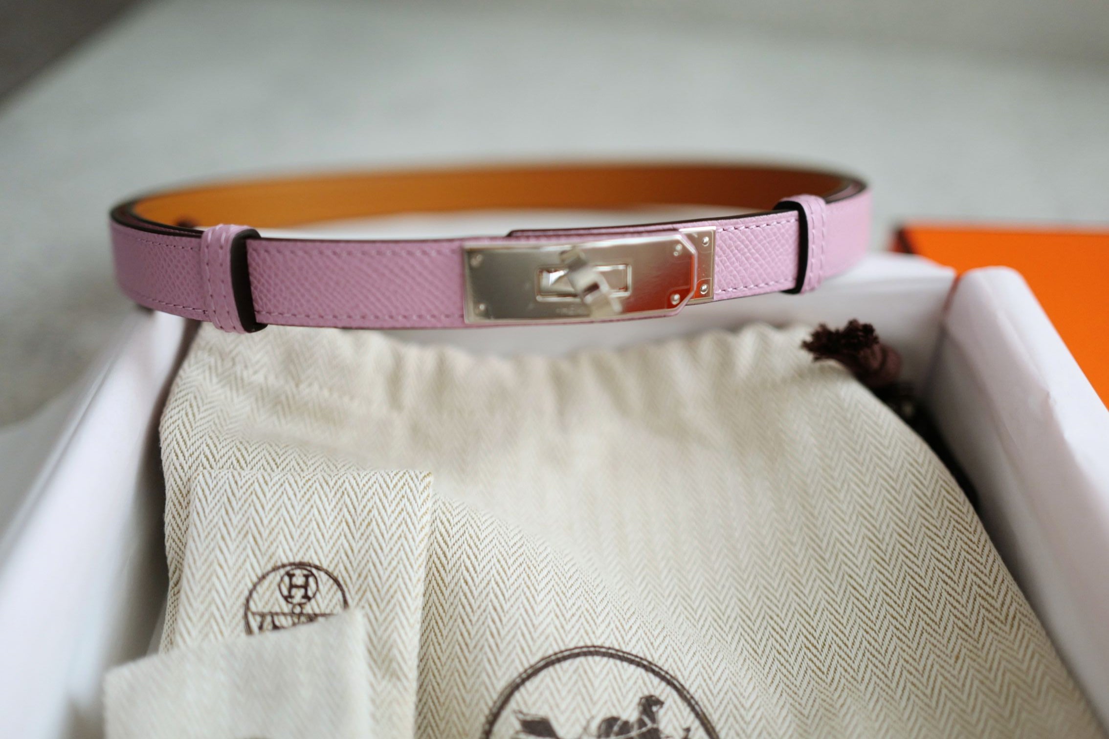 BNIB Hermès Kelly 18 Belt Epsom in Mauve Sylvestre Palladium Hardware 2026