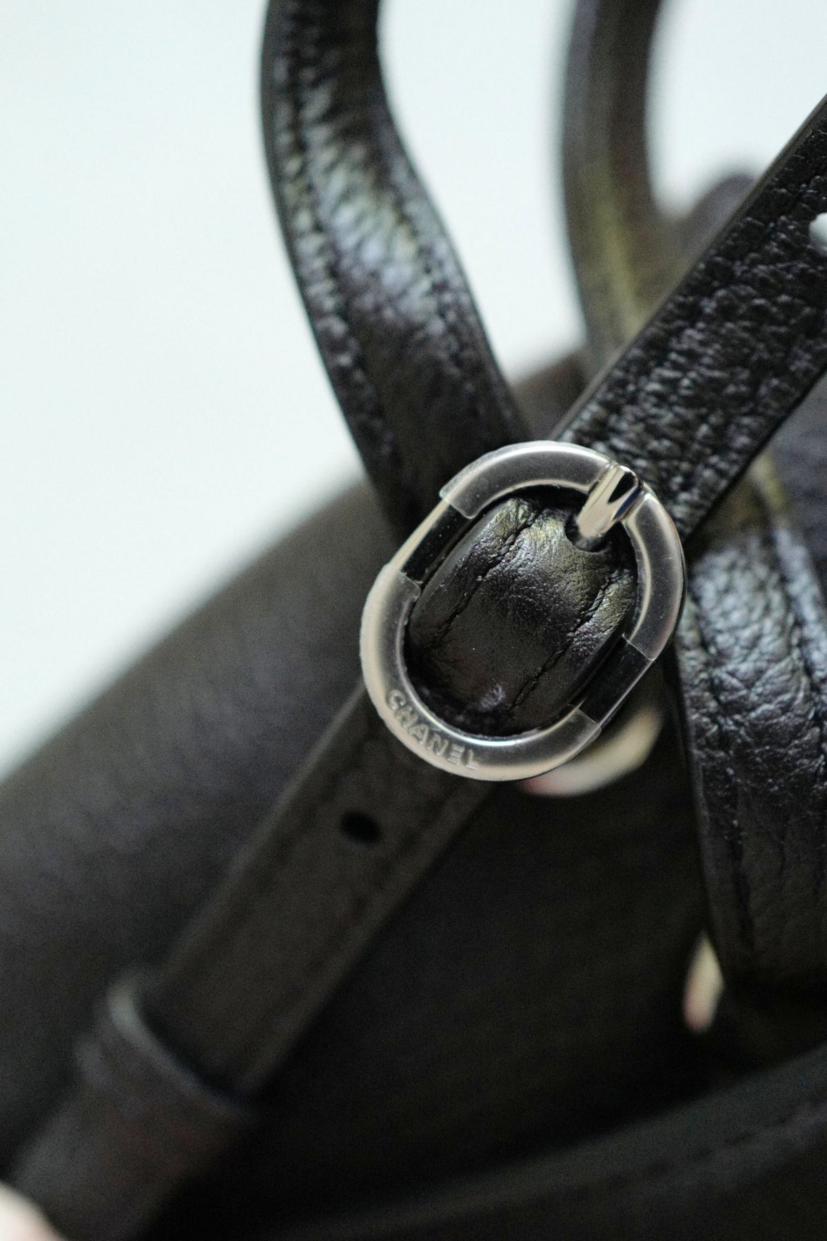 NEW Chanel 26S Maxi 32 Flapbag Black Grained Calfskin Silver Hardware