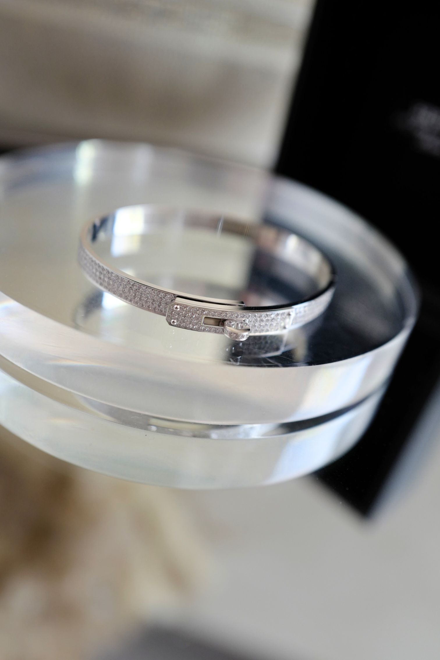 Hermès Kelly Bangle Bracelet PM Full Diamond 18K White Gold Size SH