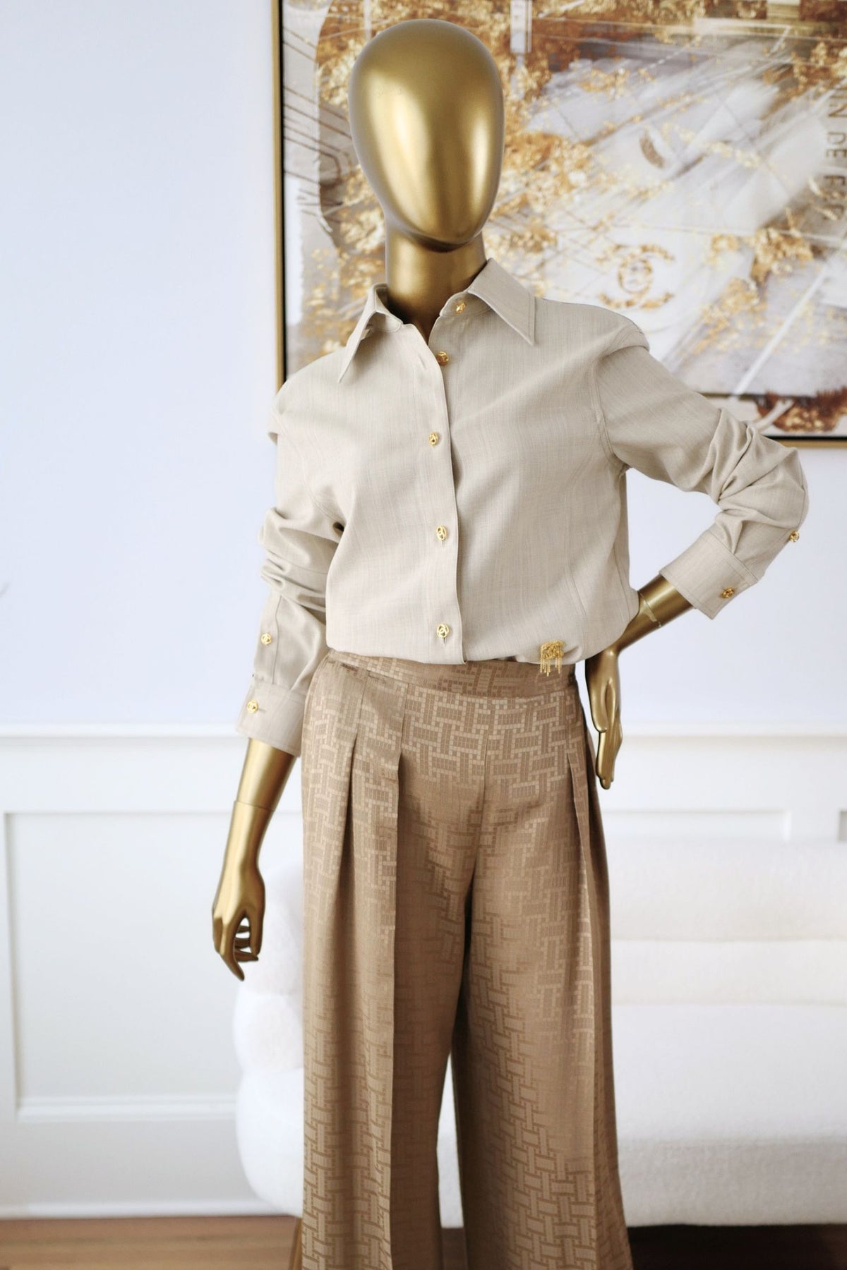 NEW Chanel 26K Women Shirt Wool Tailored Mushroom Beige Size 36