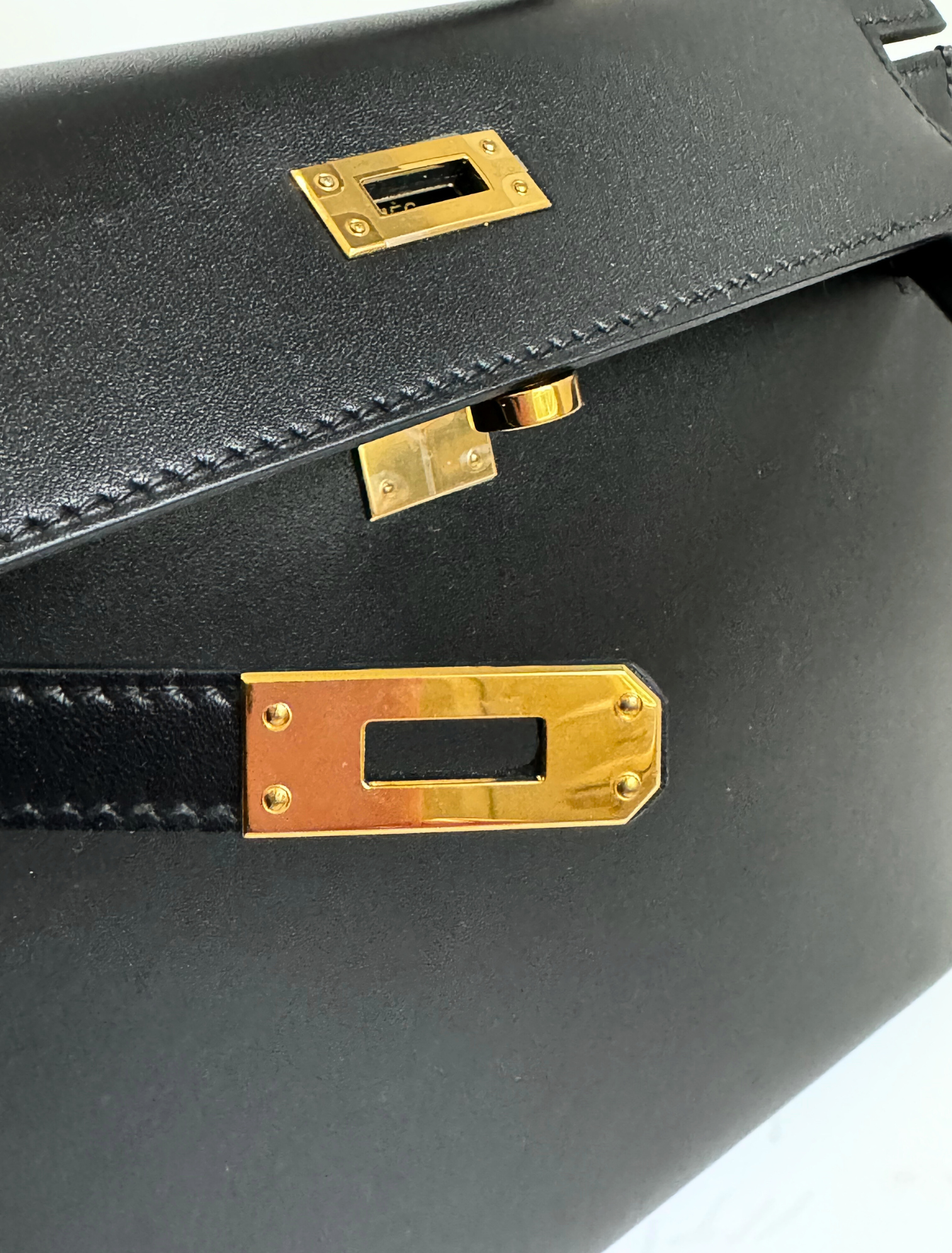 Hermes Kelly 25 Black Tadelakh Sellier Gold HW Complete Original Receipt NEW