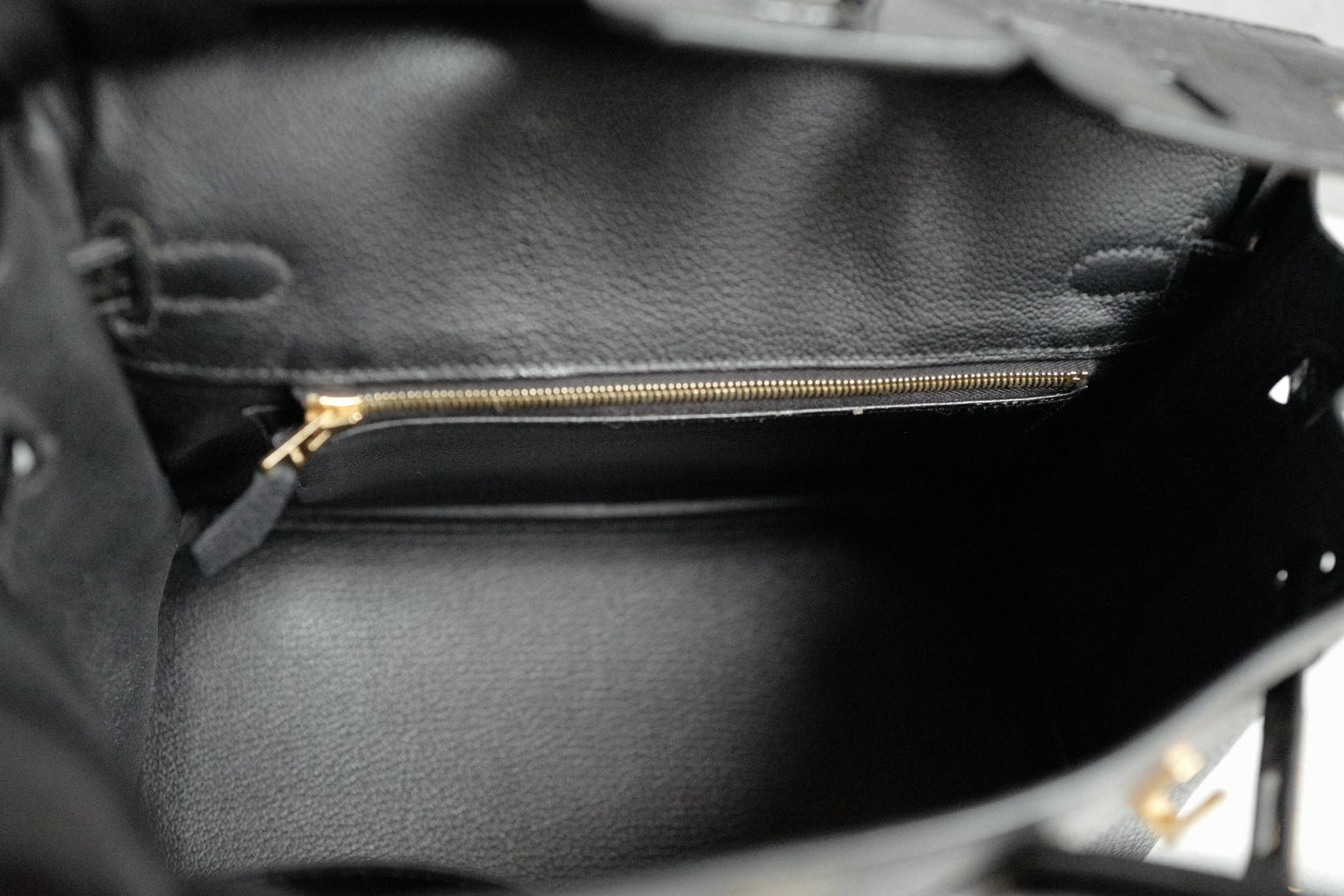 Hermes Birkin 25 touch shiny niloticus in noir/black gold hw Complete with Receipt