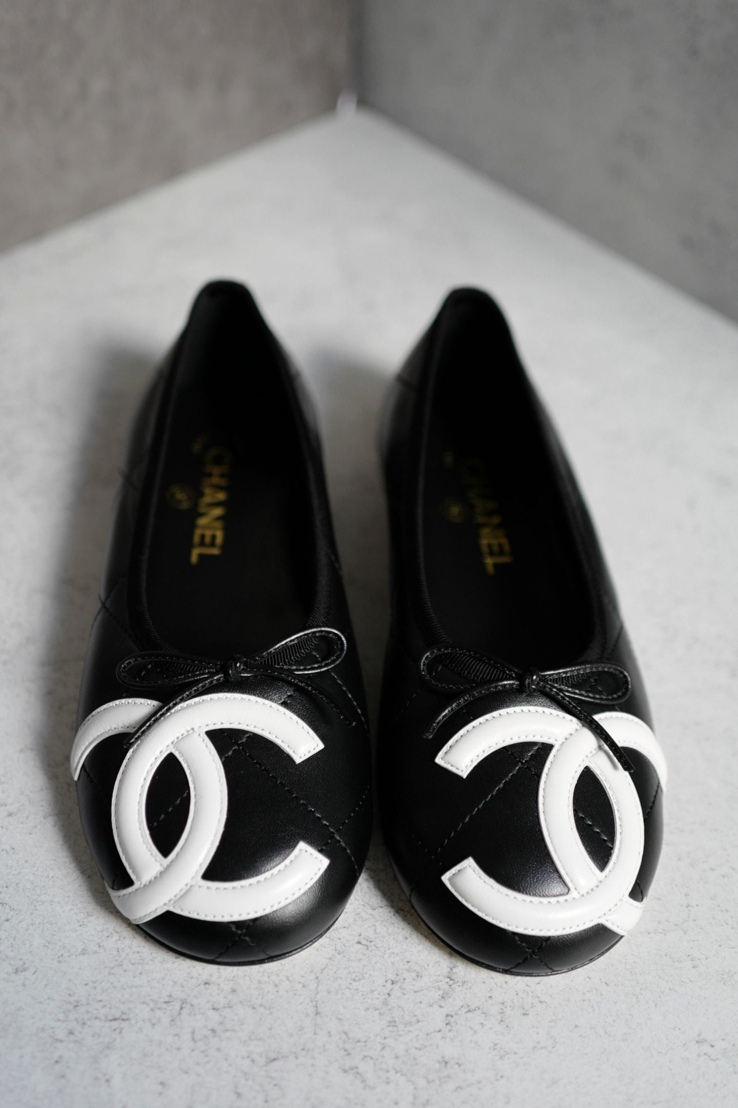 Chanel 26M Coco Beach Ballet Flats Black Lambskin Size 37