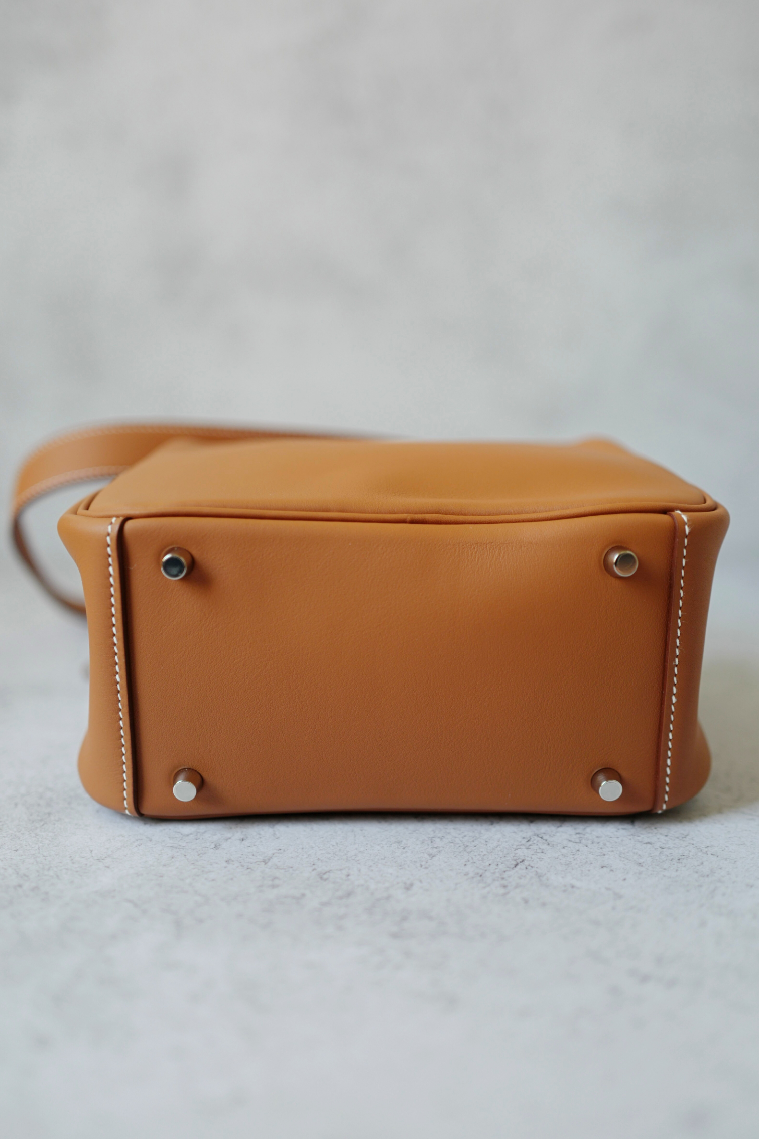 BNIB Hermès Lindy Mini II Bag Swift Leather Gold 37 Electrum Silver/Gold Hardware