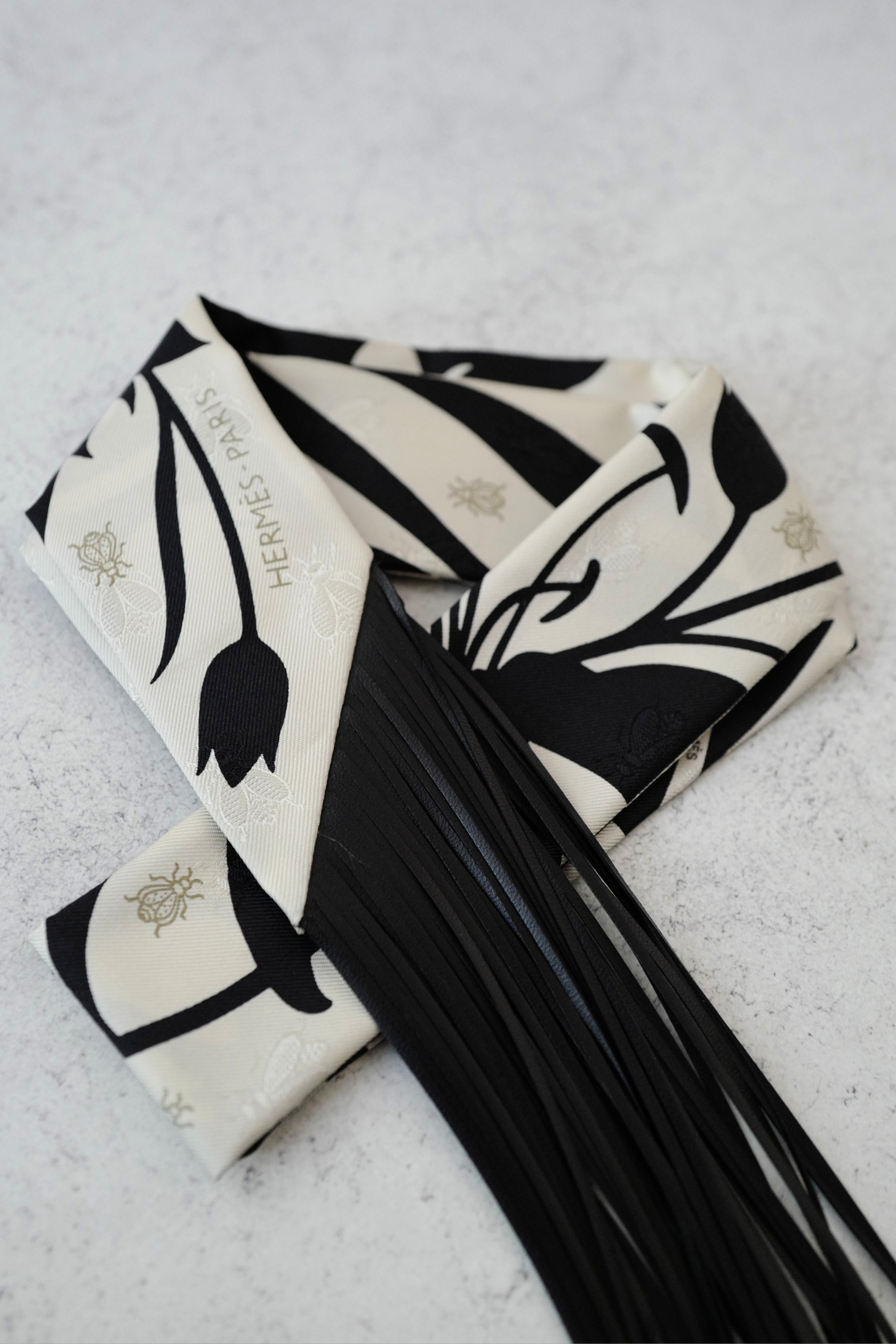 NEW Hermès Twilly Scarf Bouquet Final Leather Fringe Crème/Noir