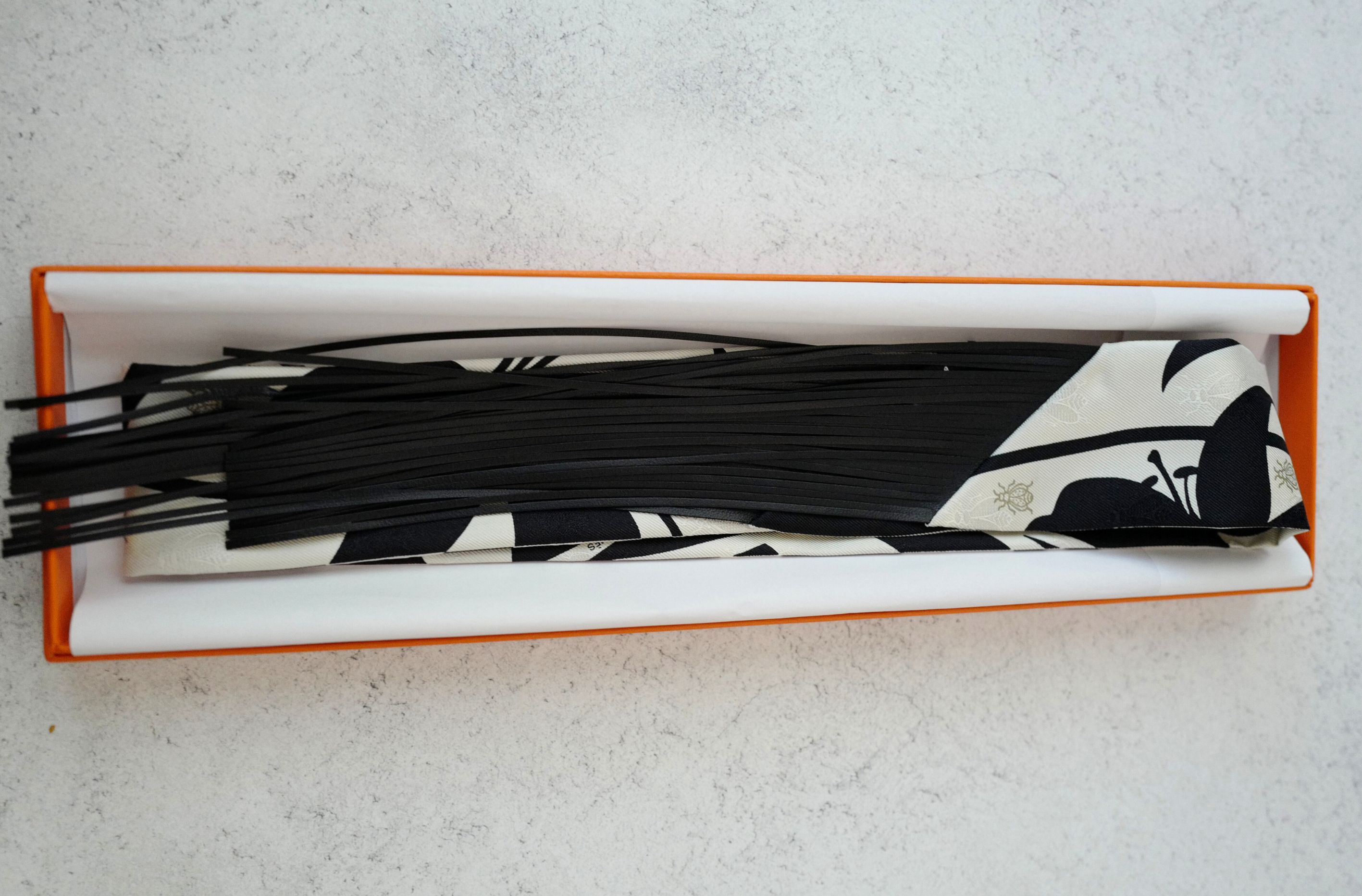 NEW Hermès Twilly Scarf Bouquet Final Leather Fringe Crème/Noir