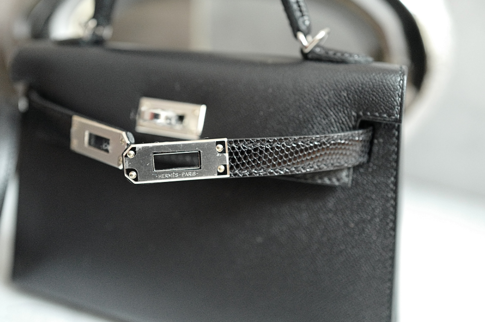 BNIB Hermes Mini Kelly Touch Veau Madame Lizard Black with Palladium HW
