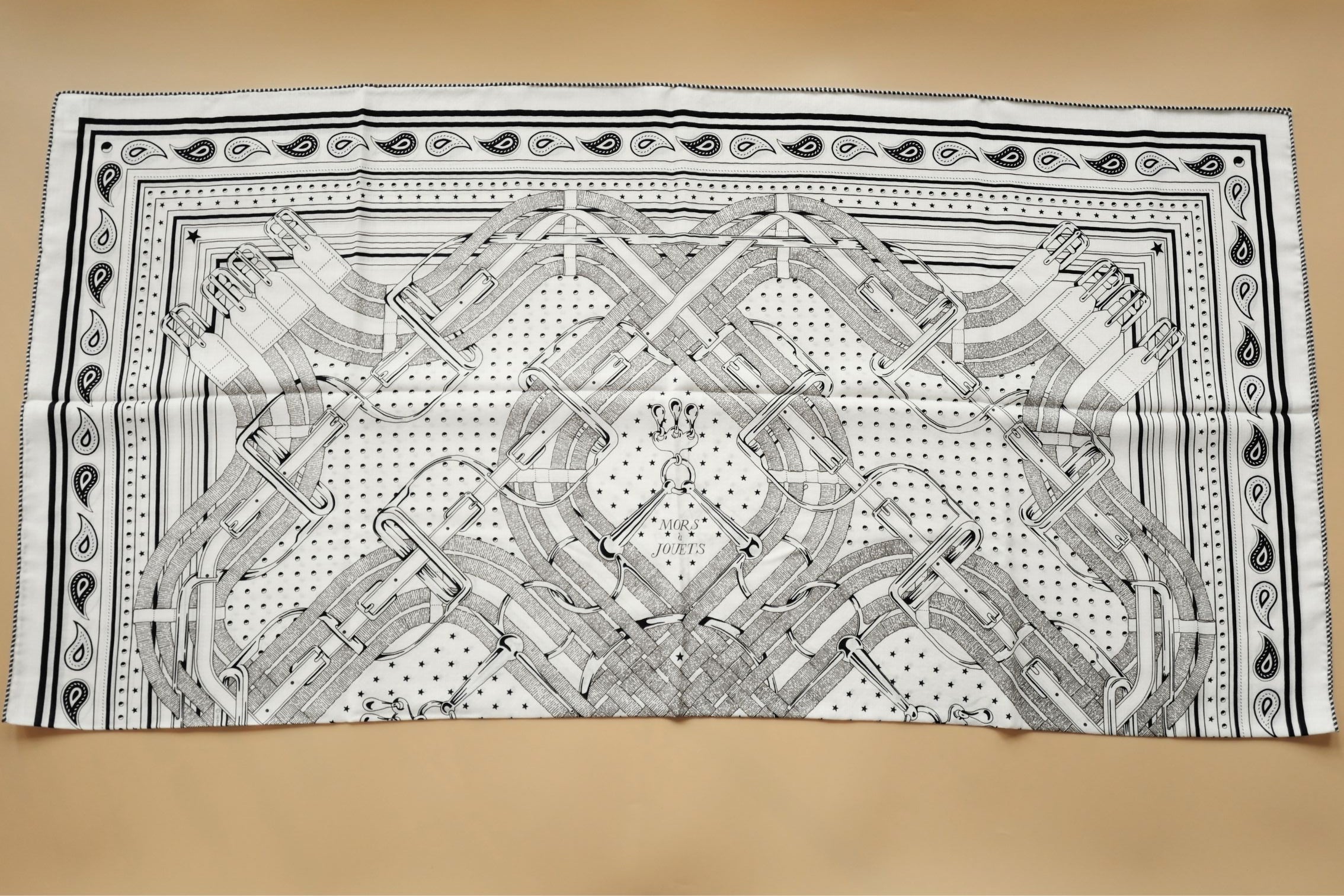 Hermès Mors a Jouets Bandana Shawl 140 Blanc/Bleu Marine/Ébène Cashmere Silk