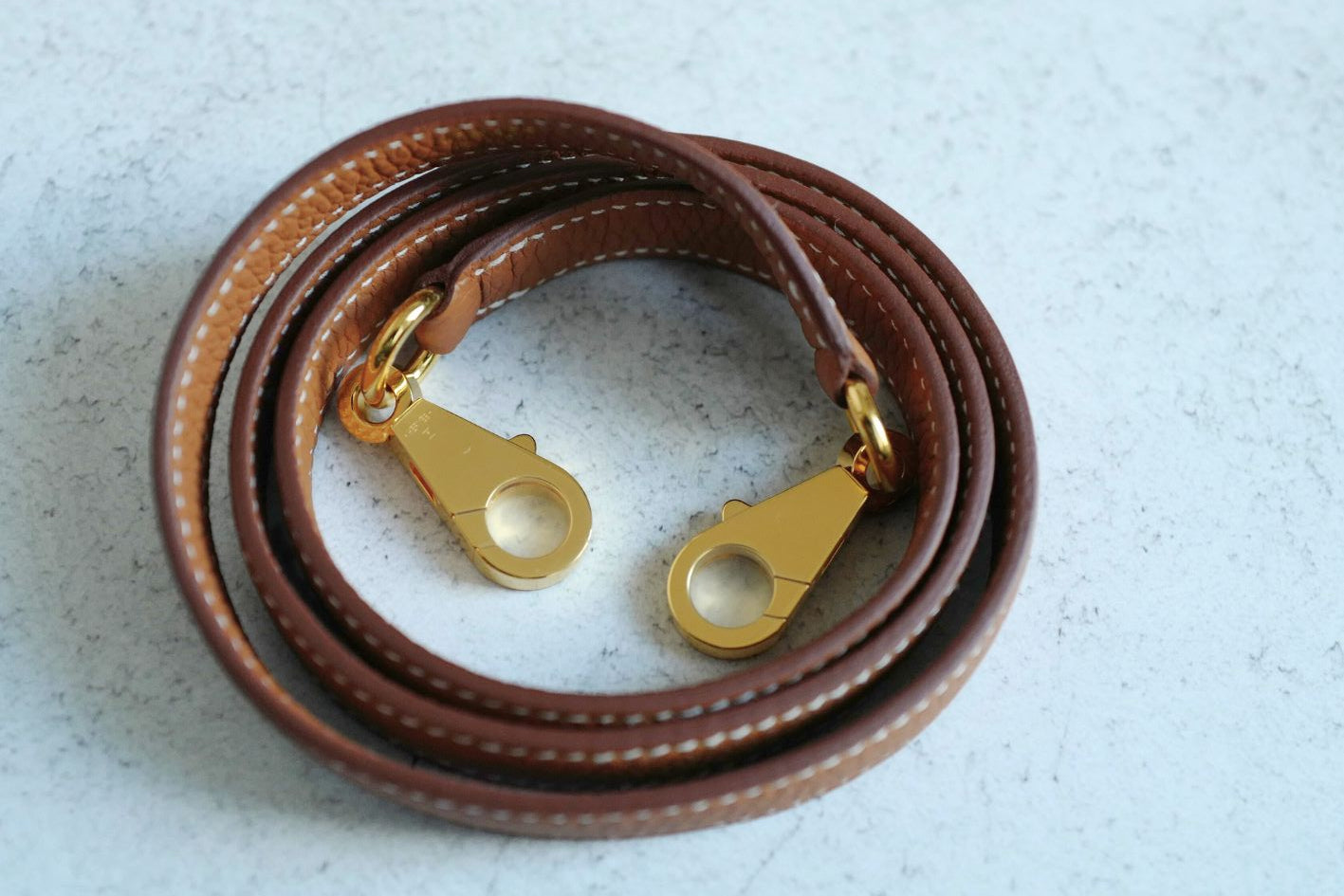 Hermès Kelly 25 Gold Togo Leather Gold Hardware K Stamp