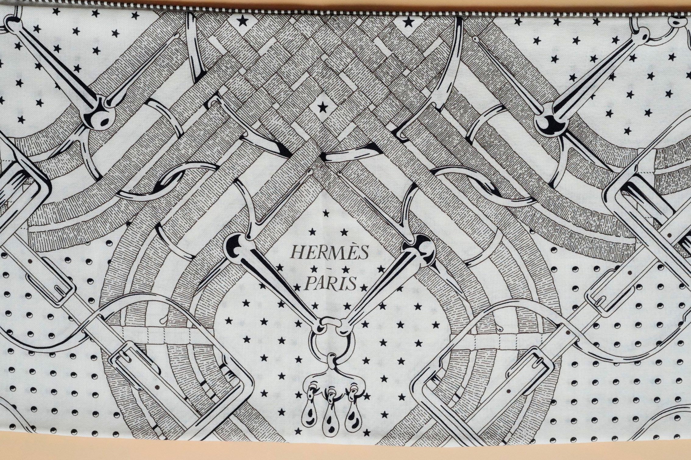 Hermès Mors a Jouets Bandana Shawl 140 Blanc/Bleu Marine/Ébène Cashmere Silk