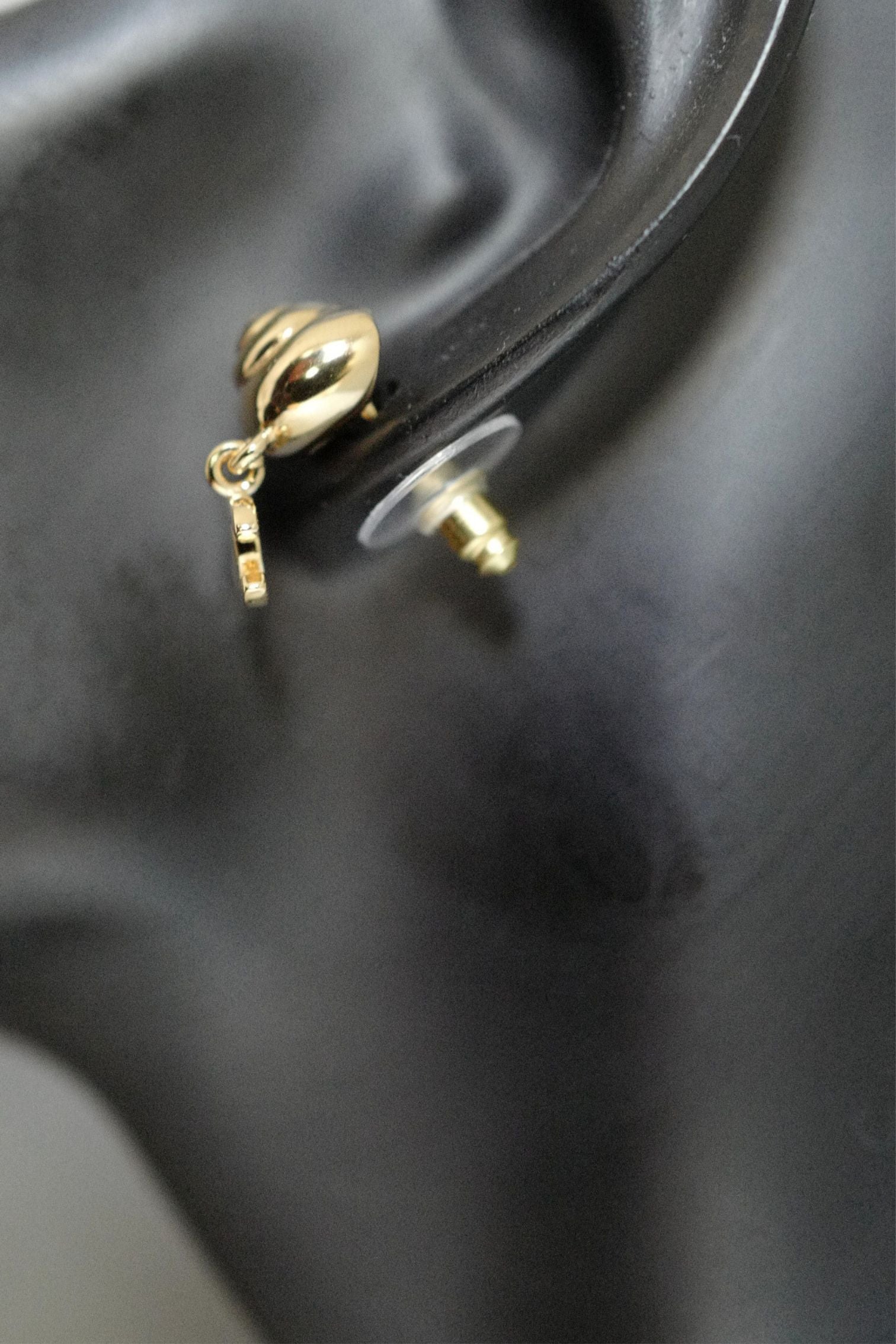 Chanel 26M Coco Beach Pendant Earrings Metal Gold