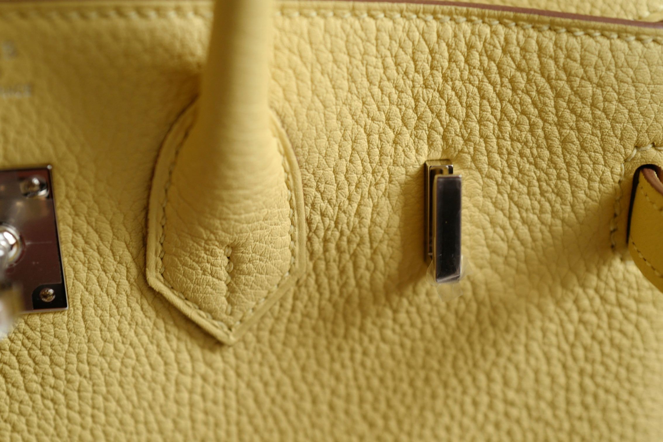 BNIB Hermès Birkin 25 Jaune Poussin Togo Leather Palladium Hardware G Stamp 2026
