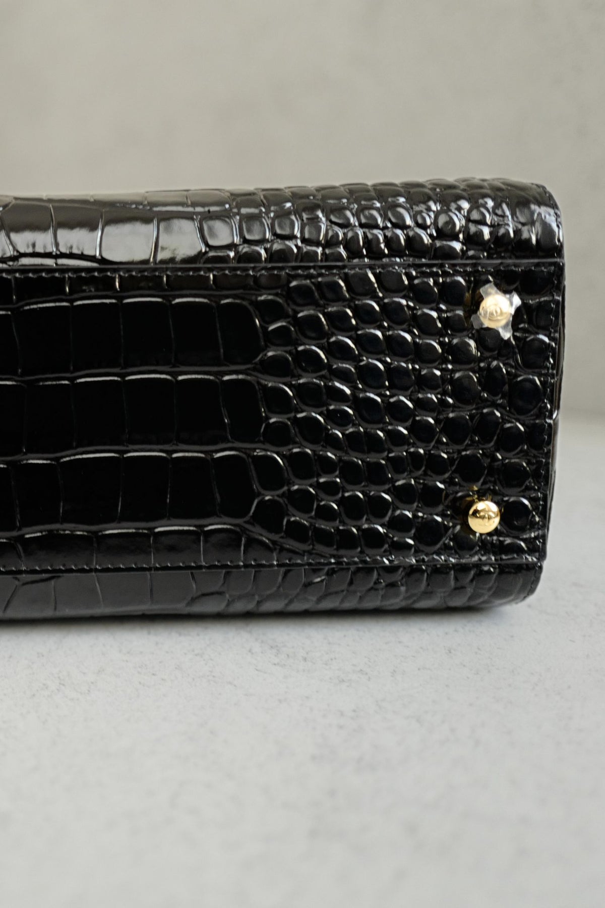 NEW Chanel 26K Matthieu Blazy's Small Tote Black Croc Embossed Calfskin GHW