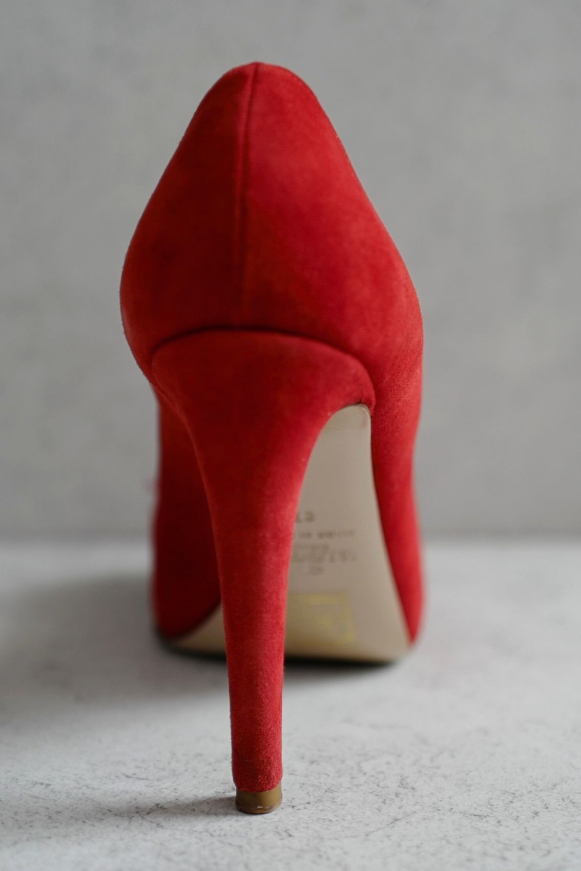 Preloved Valentino Heels Red Rose size 37 in Red