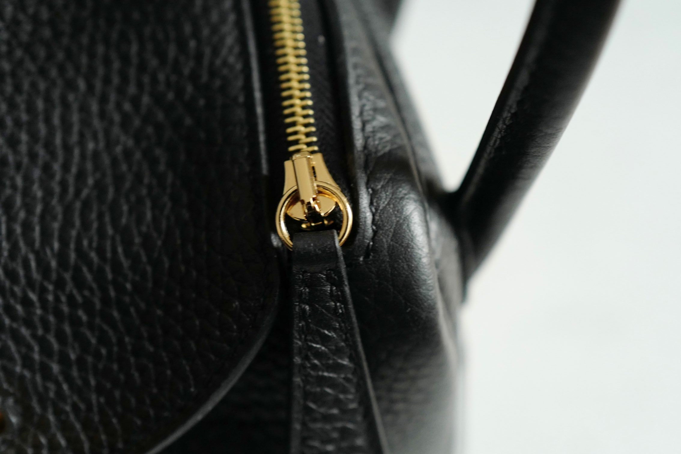 Brand New Hermès Mini Lindy Black Noir Clemence Gold Hardware U 2023