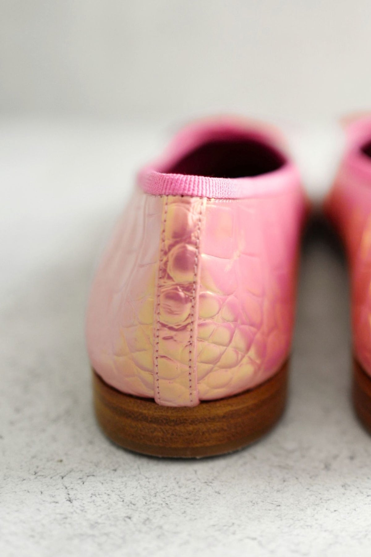 NEW Chanel 26K Matthieu Blazy's Ballet Flats Croc Embossed Calfskin Pink Size 39
