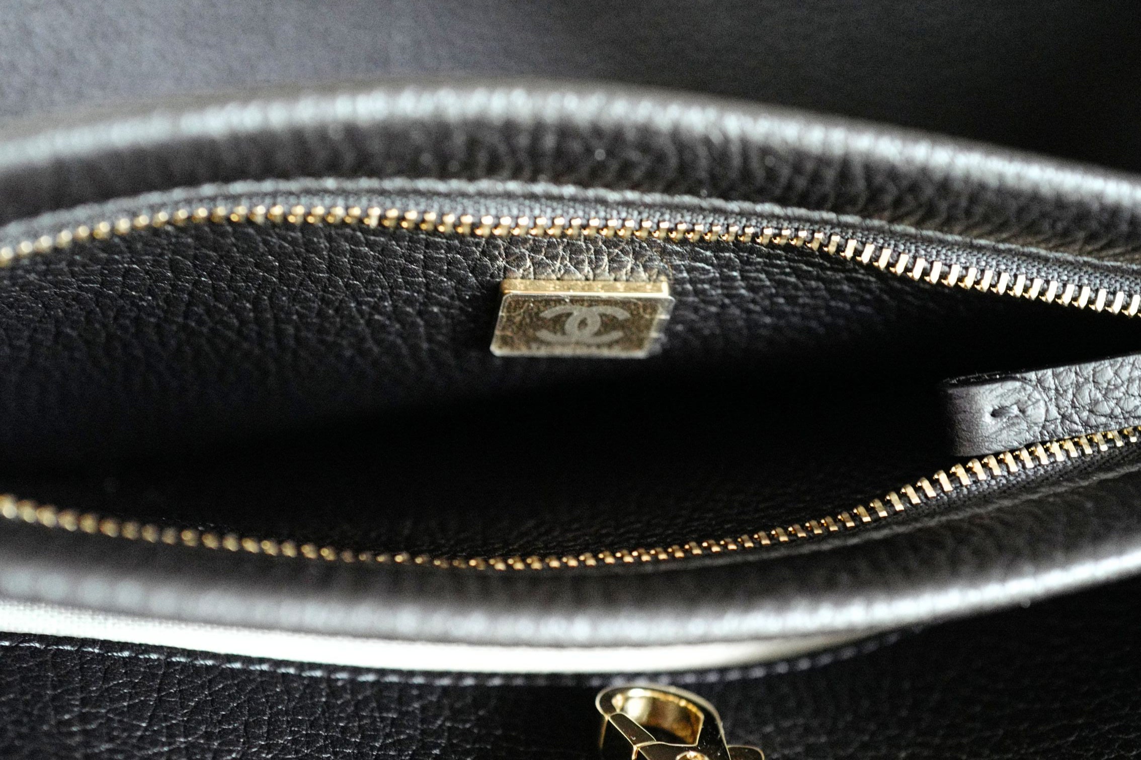 Chanel 26S Small Shopping Bag Matthieu Blazy Black/Ecru Tweed Leather SS26