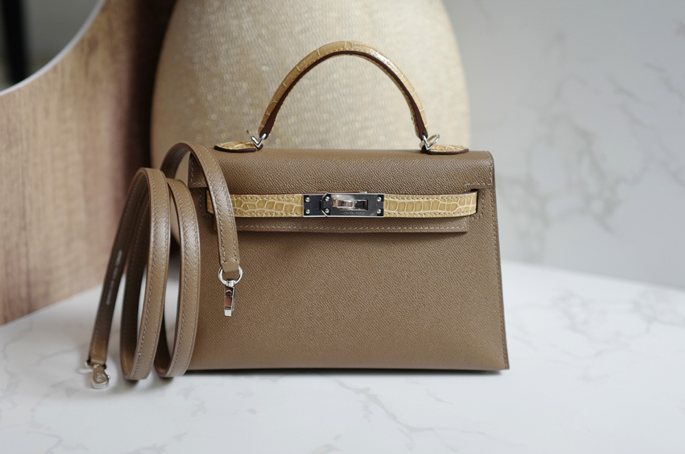 BNIB Hermes Mini Kelly touch Madame calfskin pol alli Etoupe beige phw