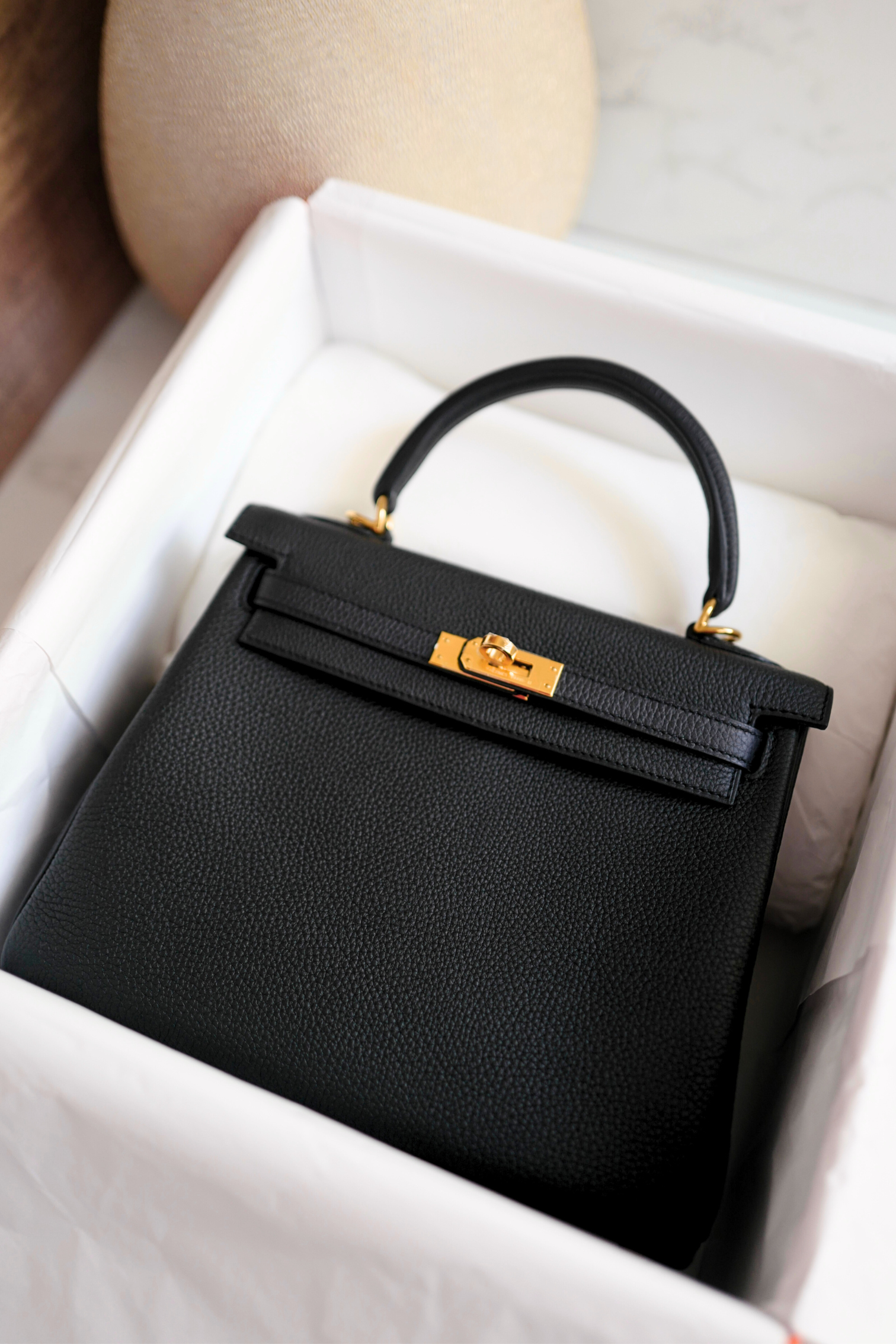 BNIB Hermes Kelly 25 Black Togo Retourne Gold HW W 2024 Complete With Receipt