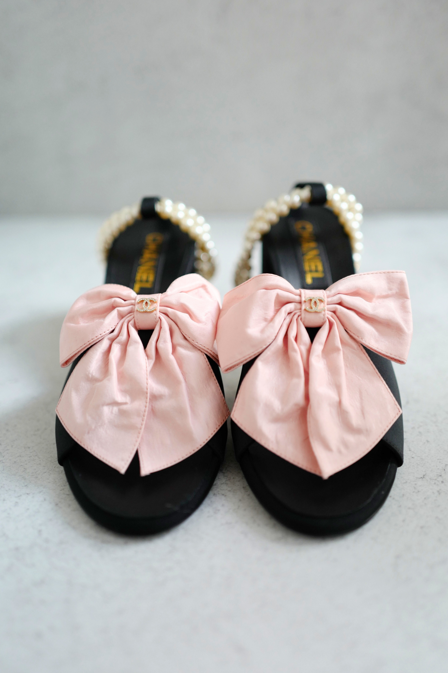 BNIB Chanel 24A Pink Bow Heels with Pearl Strap size 37.5