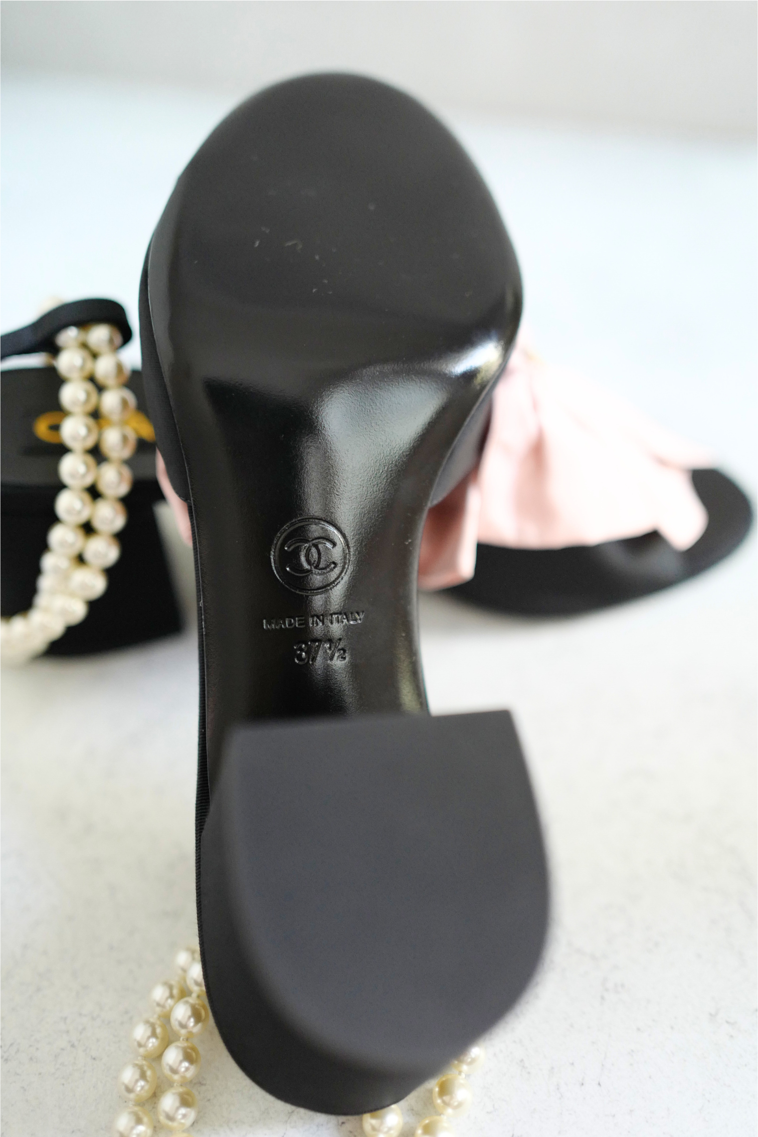BNIB Chanel 24A Pink Bow Heels with Pearl Strap size 37.5