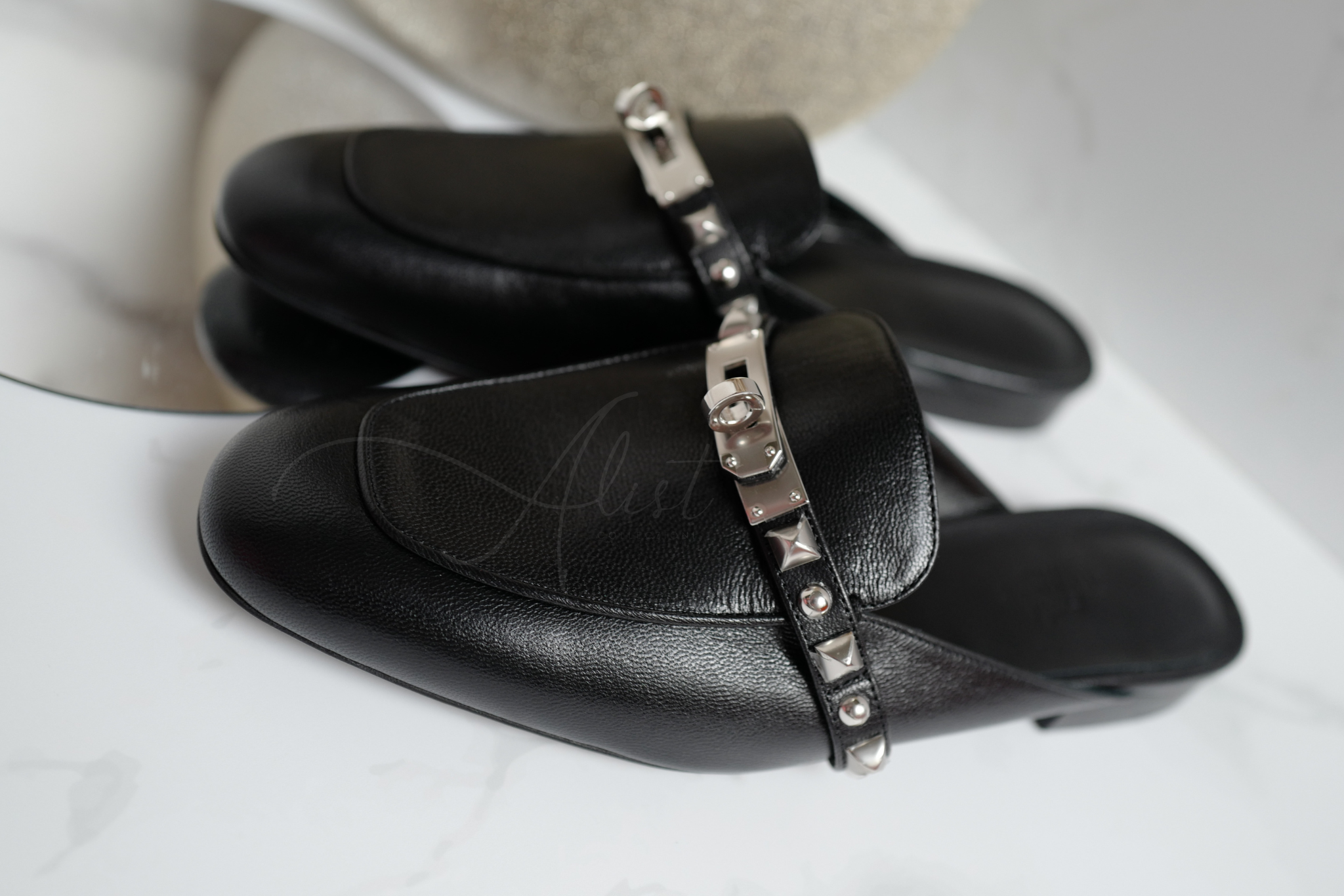 BNIB Hermes Mule Femme OZ Chevre/ Clous Noir 38
