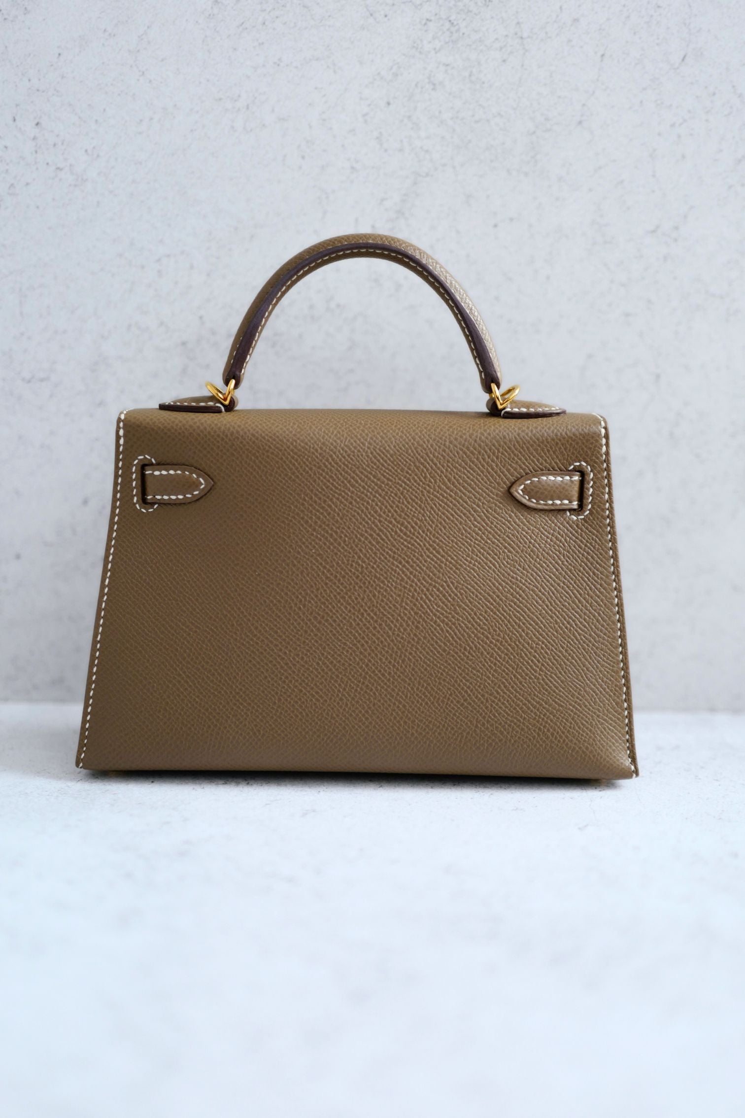 Hermès Mini Kelly Etoupe Epsom Leather Gold Hardware 2023 B Stamp