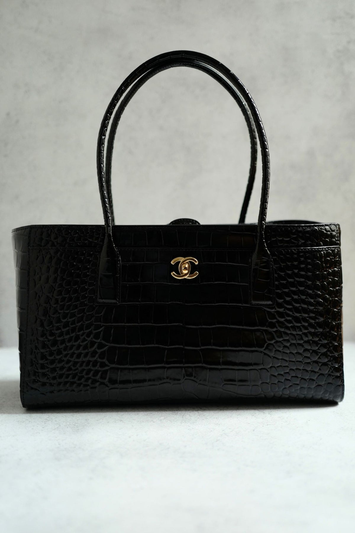 NEW Chanel 26K Small Tote Black Crocodile Embossed Calfskin GHW Matthieu Blazy's