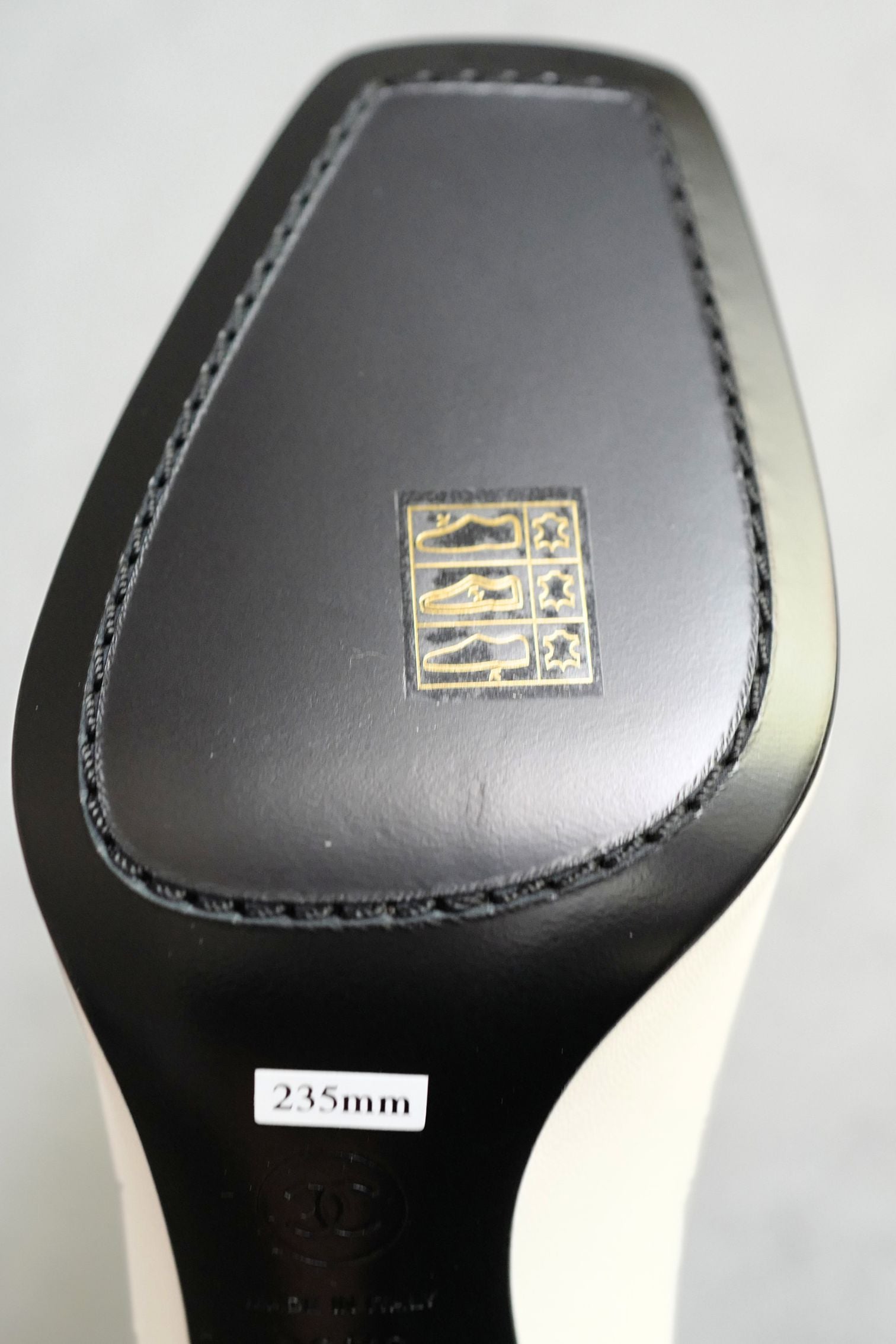 Chanel 26S Pumps Matthieu Blazy's White Lambskin Size 36.5c