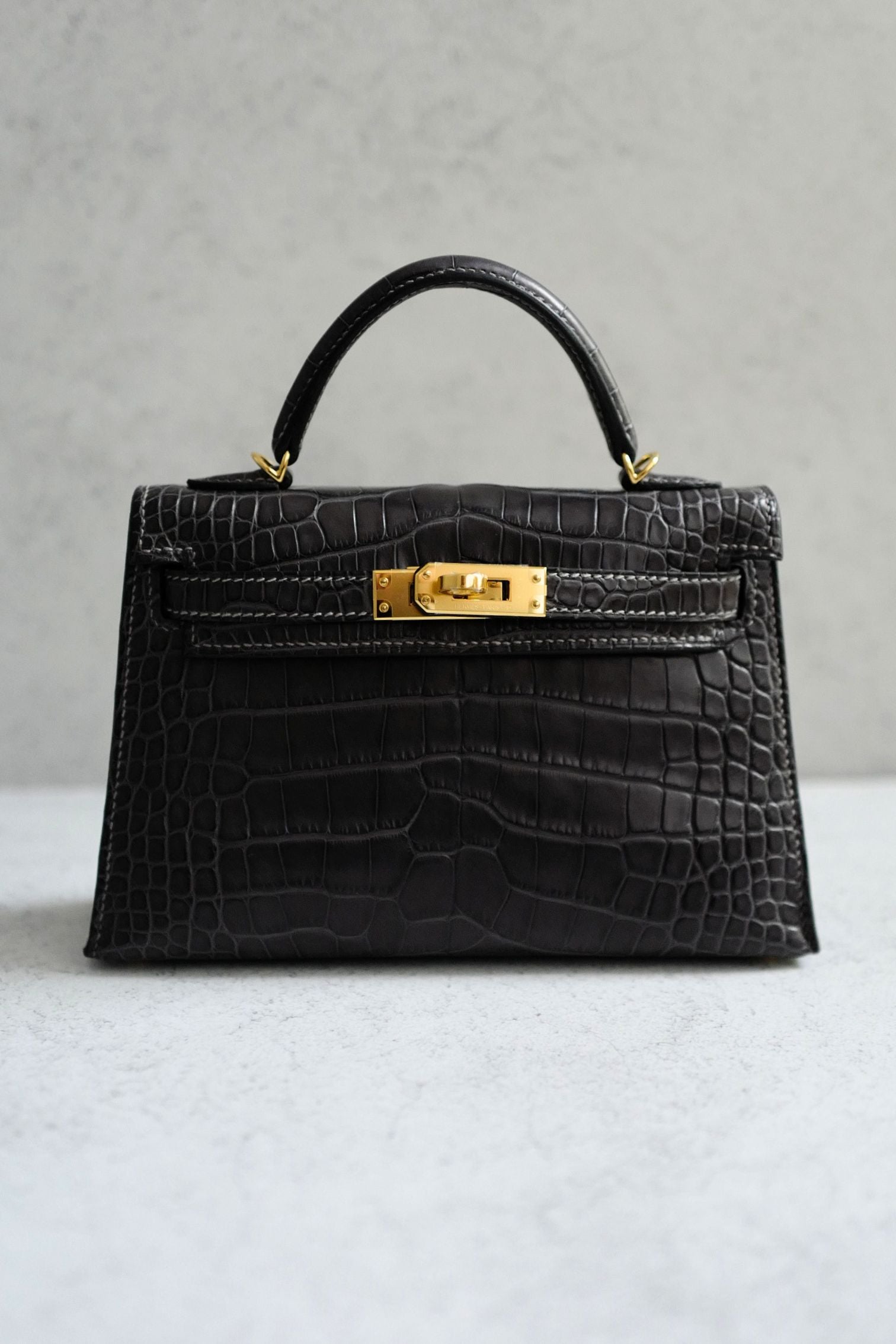 Hermès Mini Kelly Graphite Sellier Alligator Mississippiens K Stamp GHW