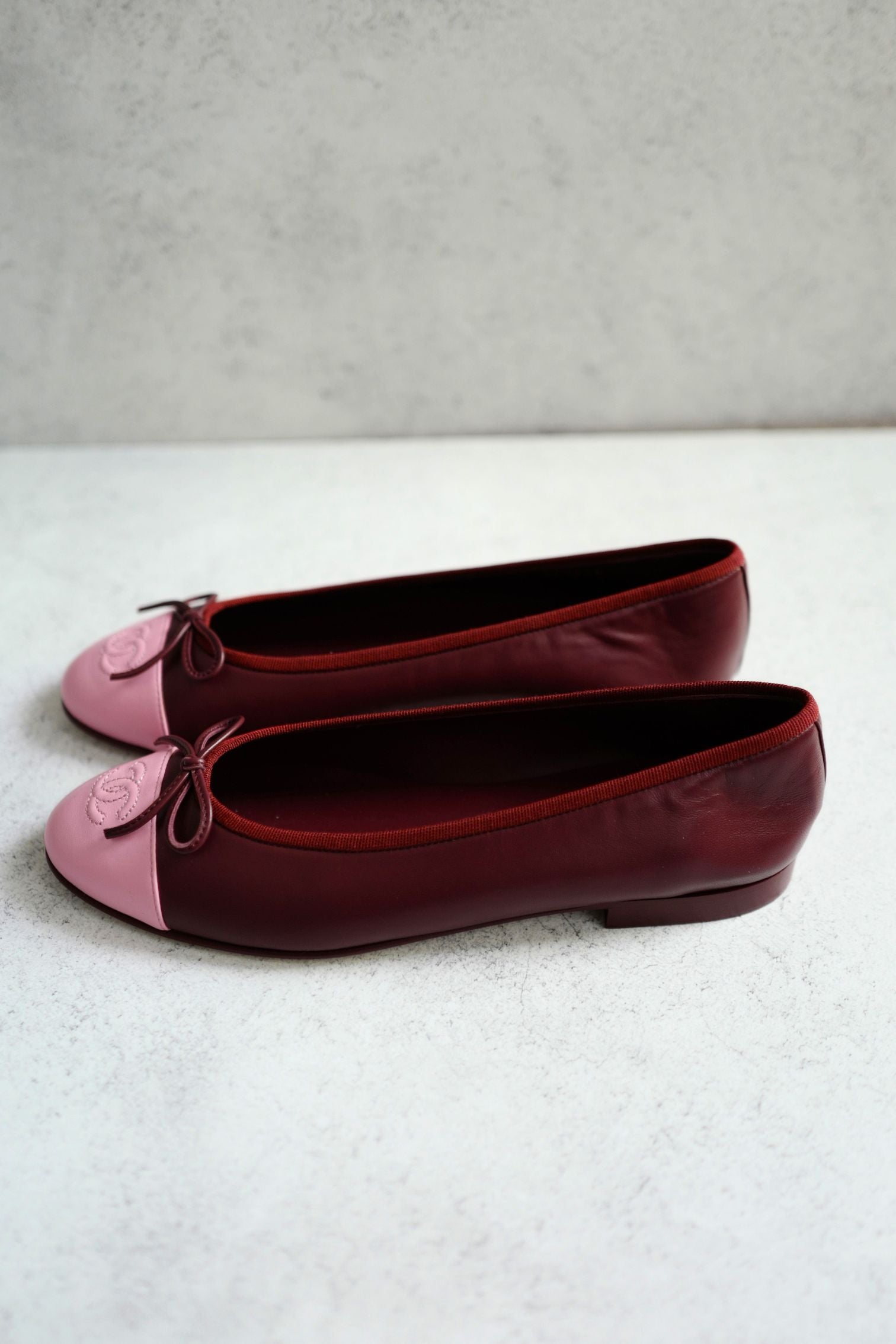 Chanel 26S Matthieu Blazy's Ballet Flats Burgundy Pink Lambskin Size 38C