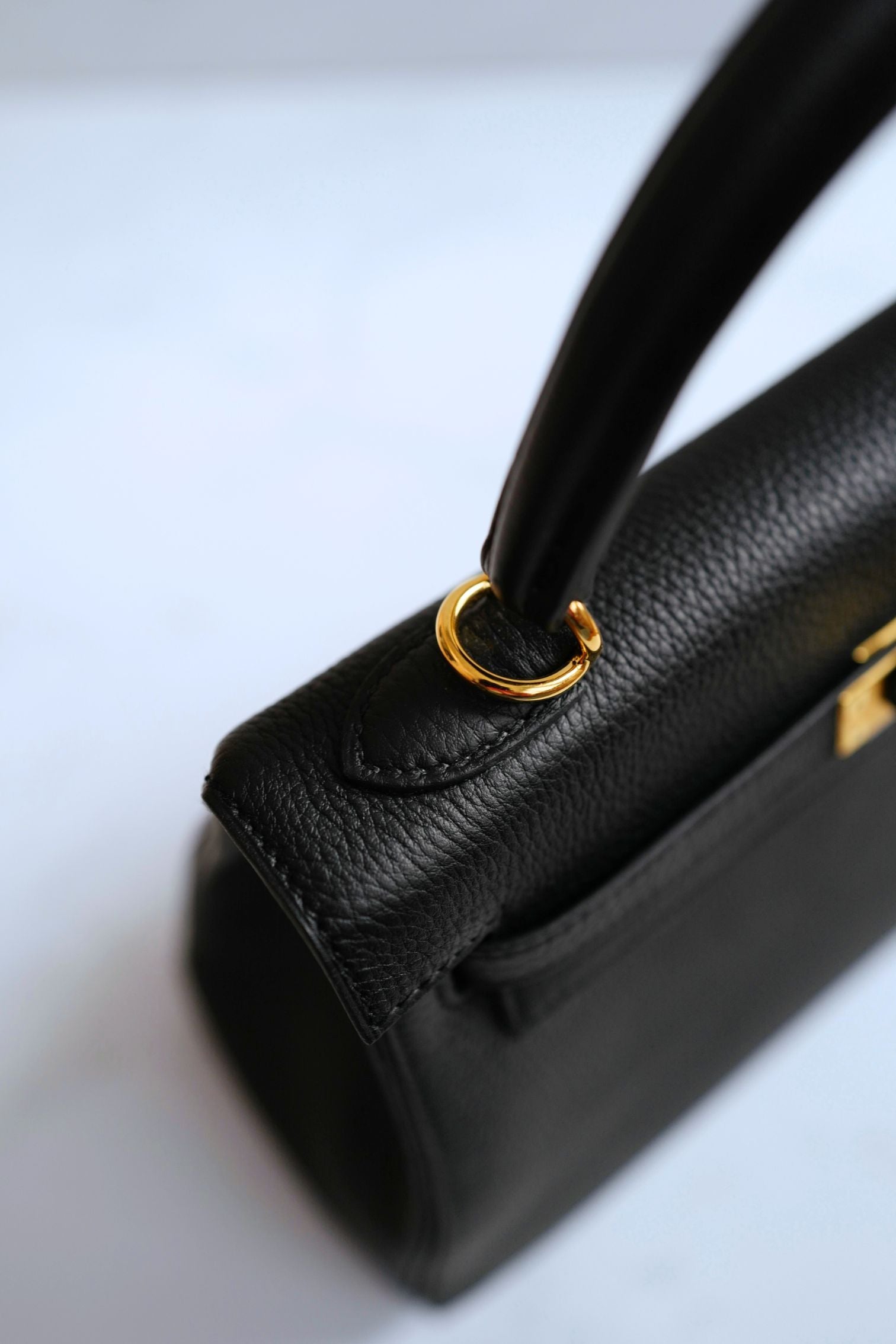 Hermès Kelly 25 Retourne Black Togo Leather Gold Hardware 2025