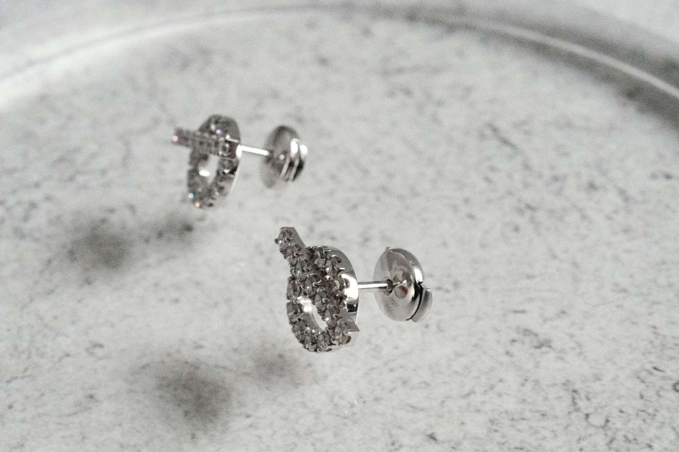 Hermès Finesse Earrings 18K White Gold 34 Diamonds