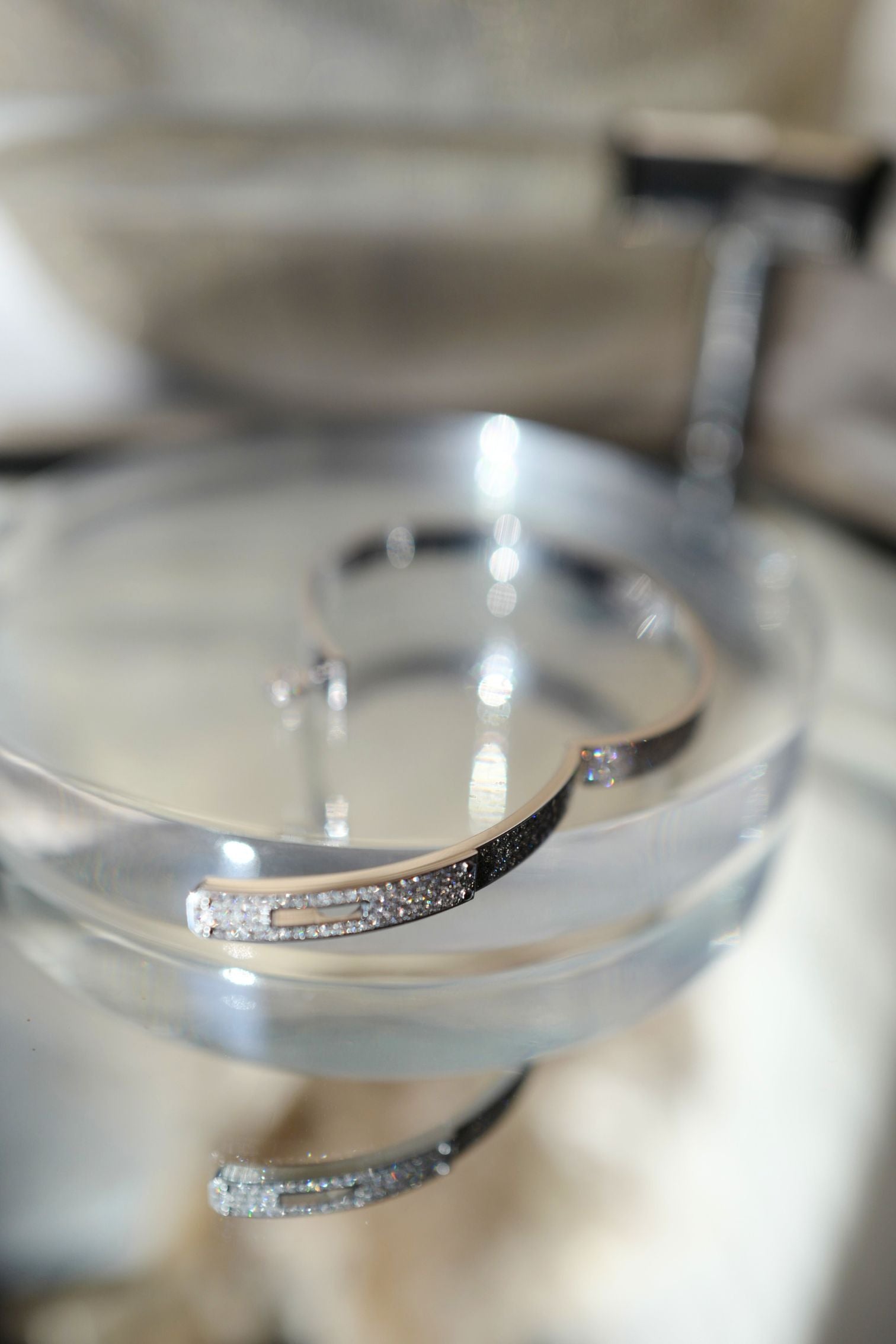 Hermès Kelly Bangle Bracelet PM Full Diamond 18K White Gold Size SH