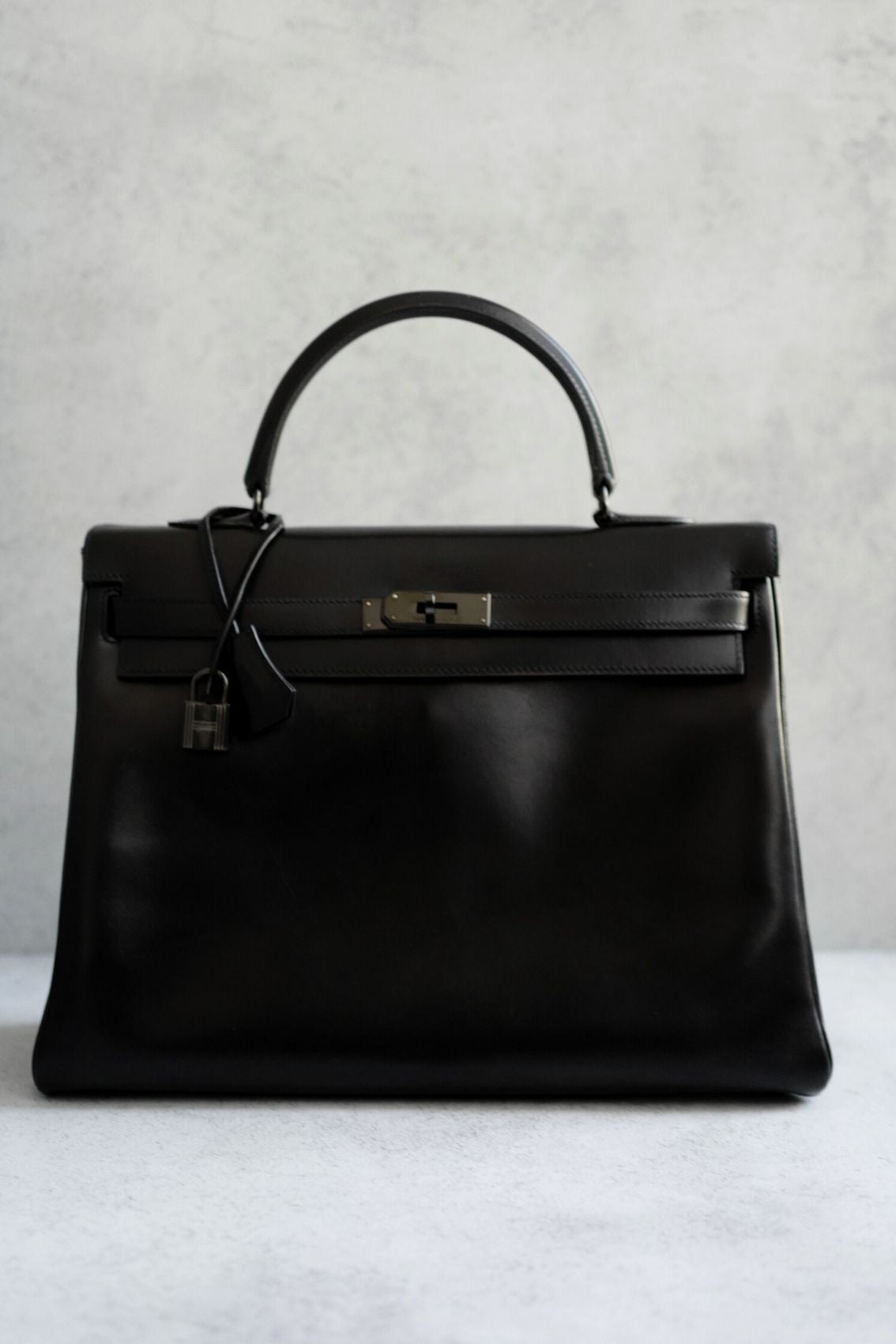 Hermès Kelly 35 So Black Box Calfskin with Black PVD Hardware Limited Edition