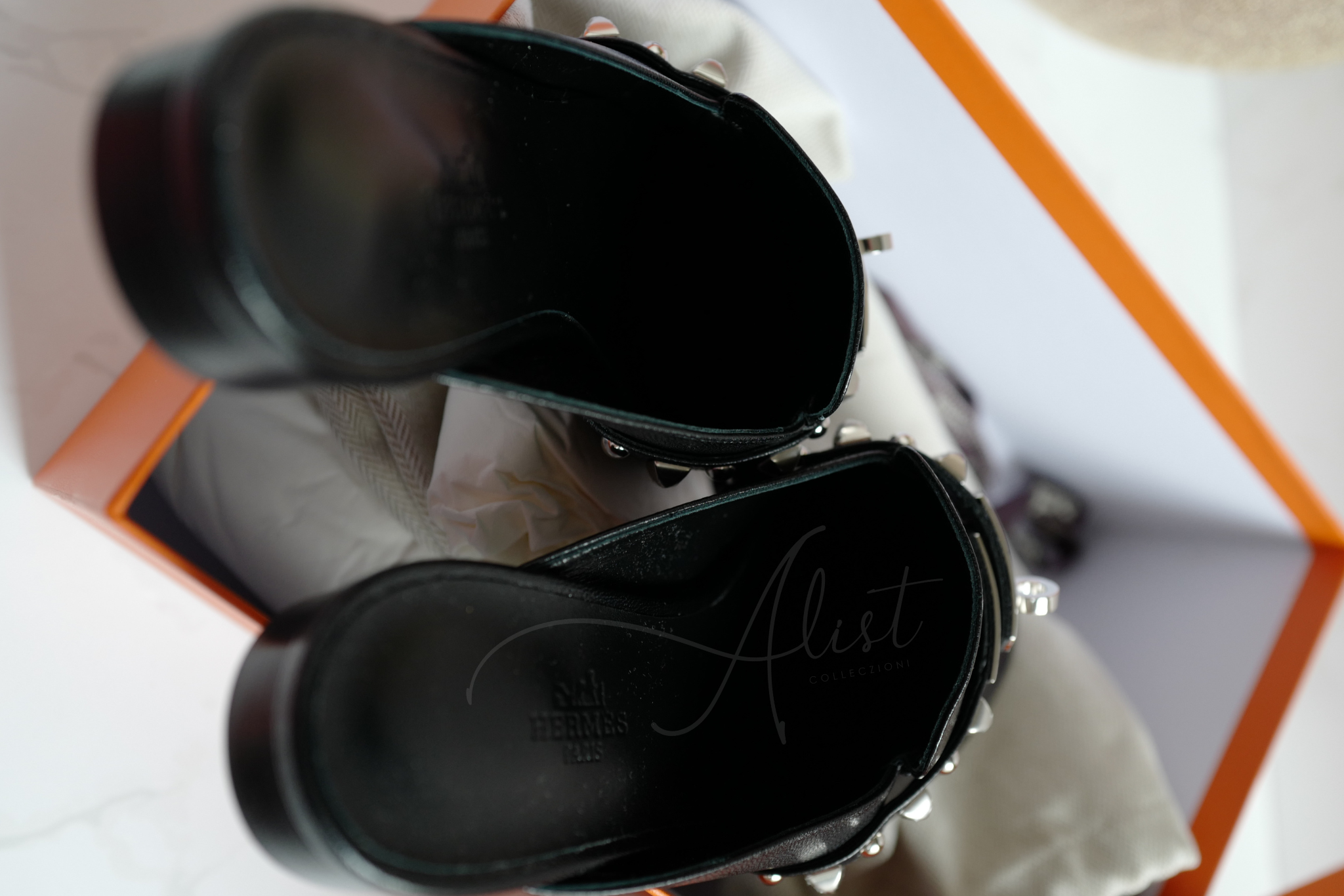 BNIB Hermes Mule Femme OZ Chevre/ Clous Noir 38