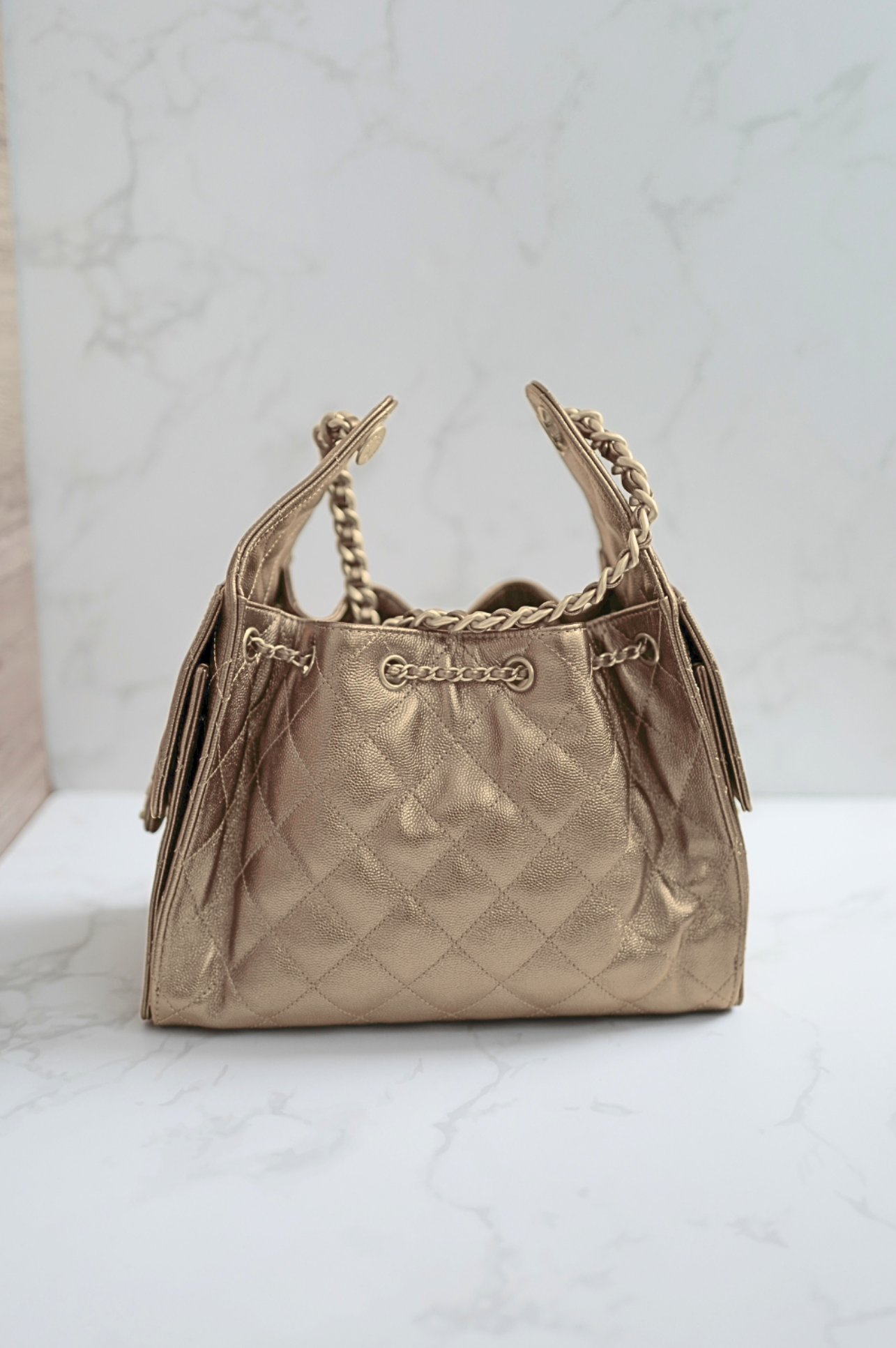 NEW CHANEL Spring-Summer 2025 25S Small Hobo Bag Metallic Grained Calfskin Bronze