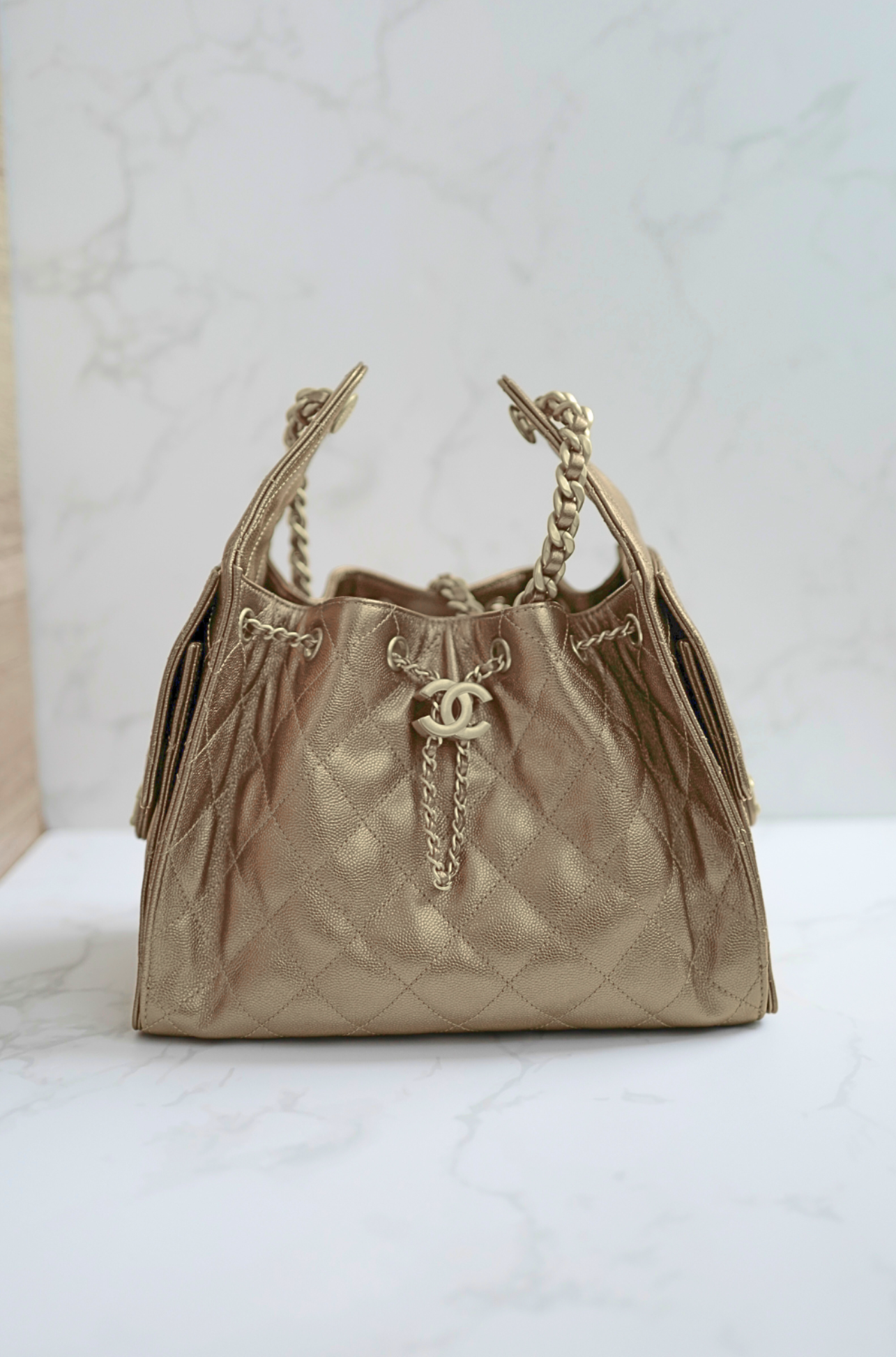 NEW CHANEL Spring-Summer 2025 25S Small Hobo Bag Metallic Grained Calfskin Bronze