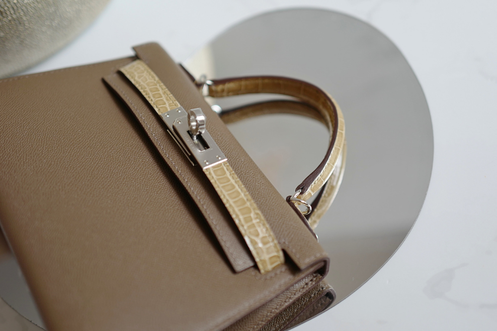 BNIB Hermes Mini Kelly touch Madame calfskin pol alli Etoupe beige phw
