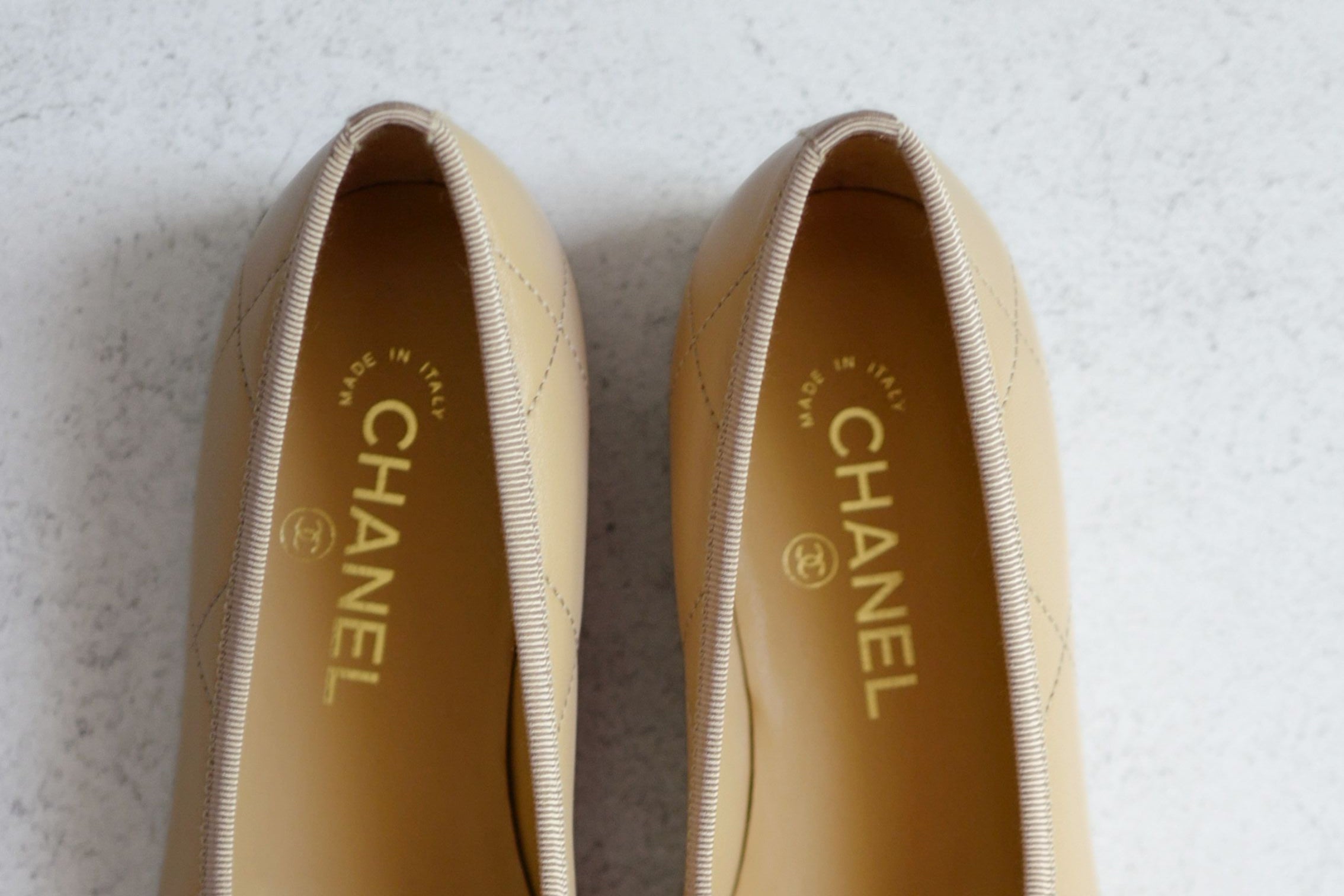 Chanel 26M Coco Beach Ballet Flats Beige Lambskin Size 37.5