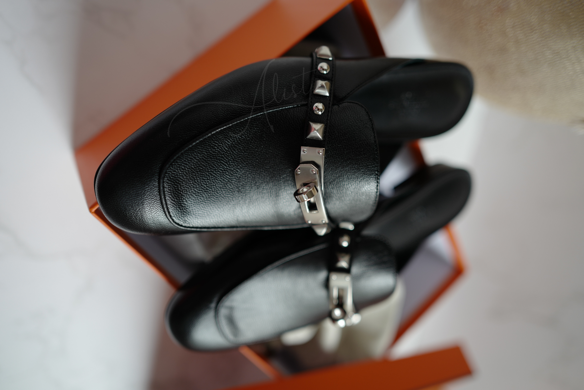 BNIB Hermes Mule Femme OZ Chevre/ Clous Noir 38