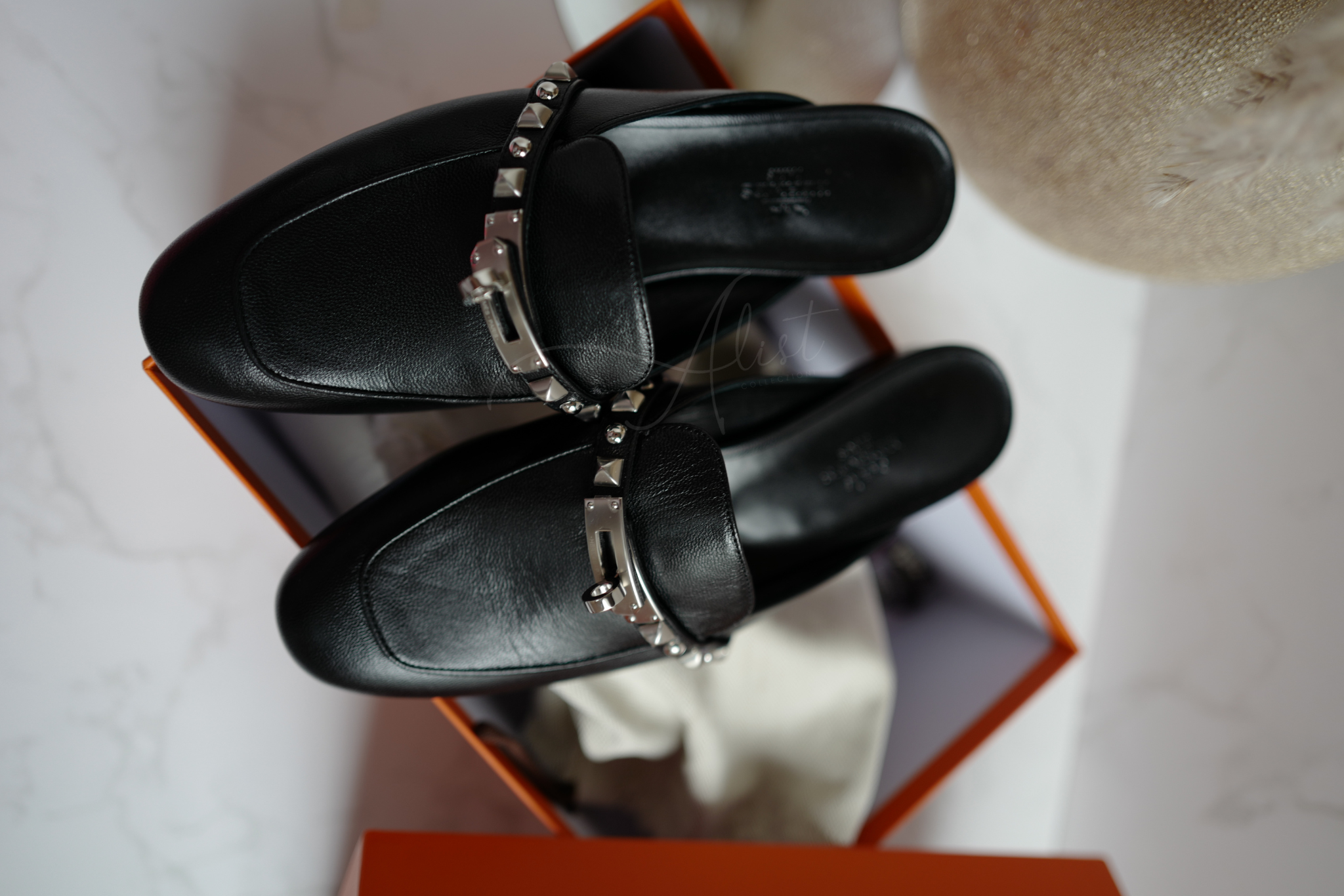 BNIB Hermes Mule Femme OZ Chevre/ Clous Noir 38