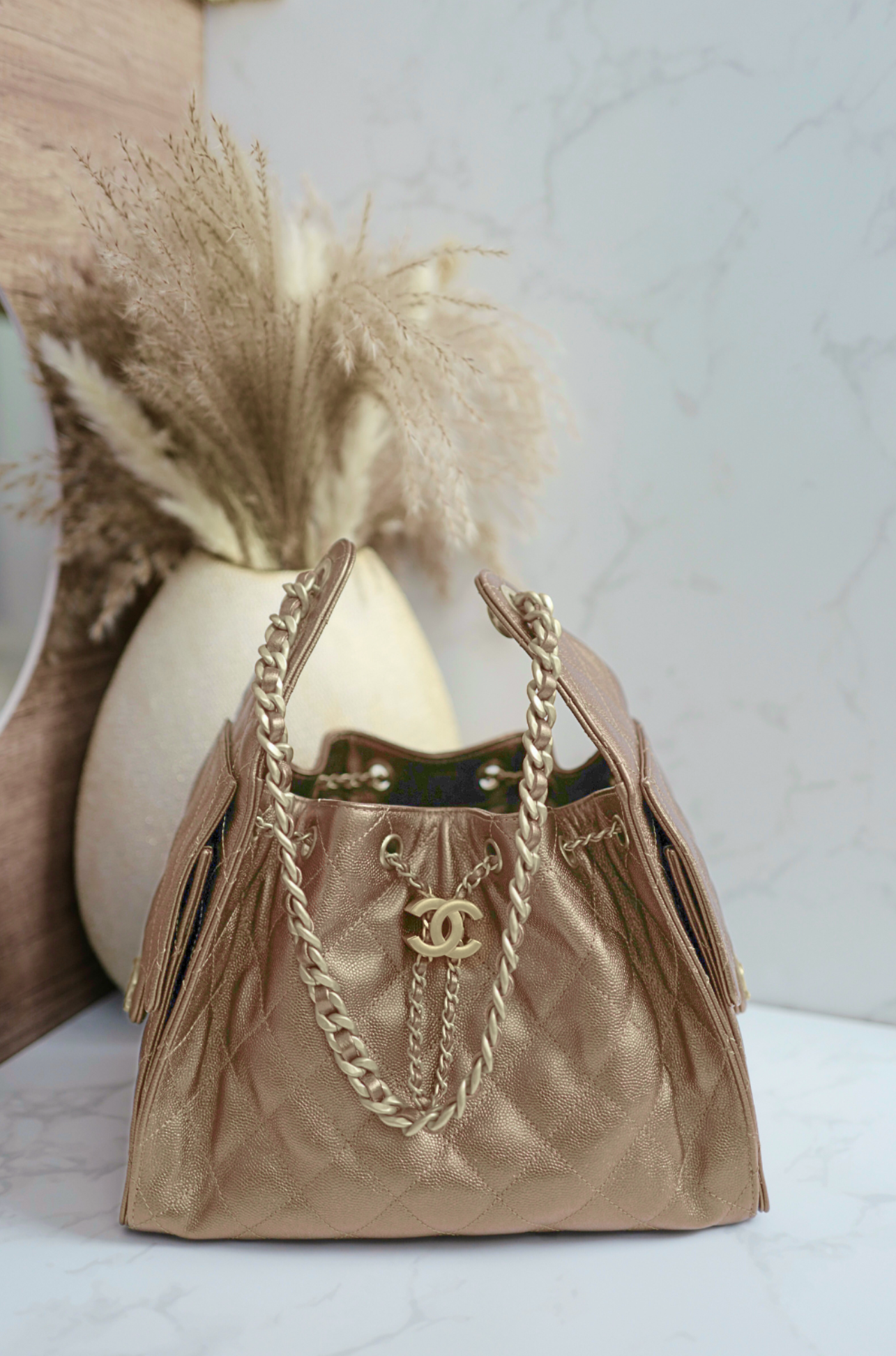 NEW CHANEL Spring-Summer 2025 25S Small Hobo Bag Metallic Grained Calfskin Bronze