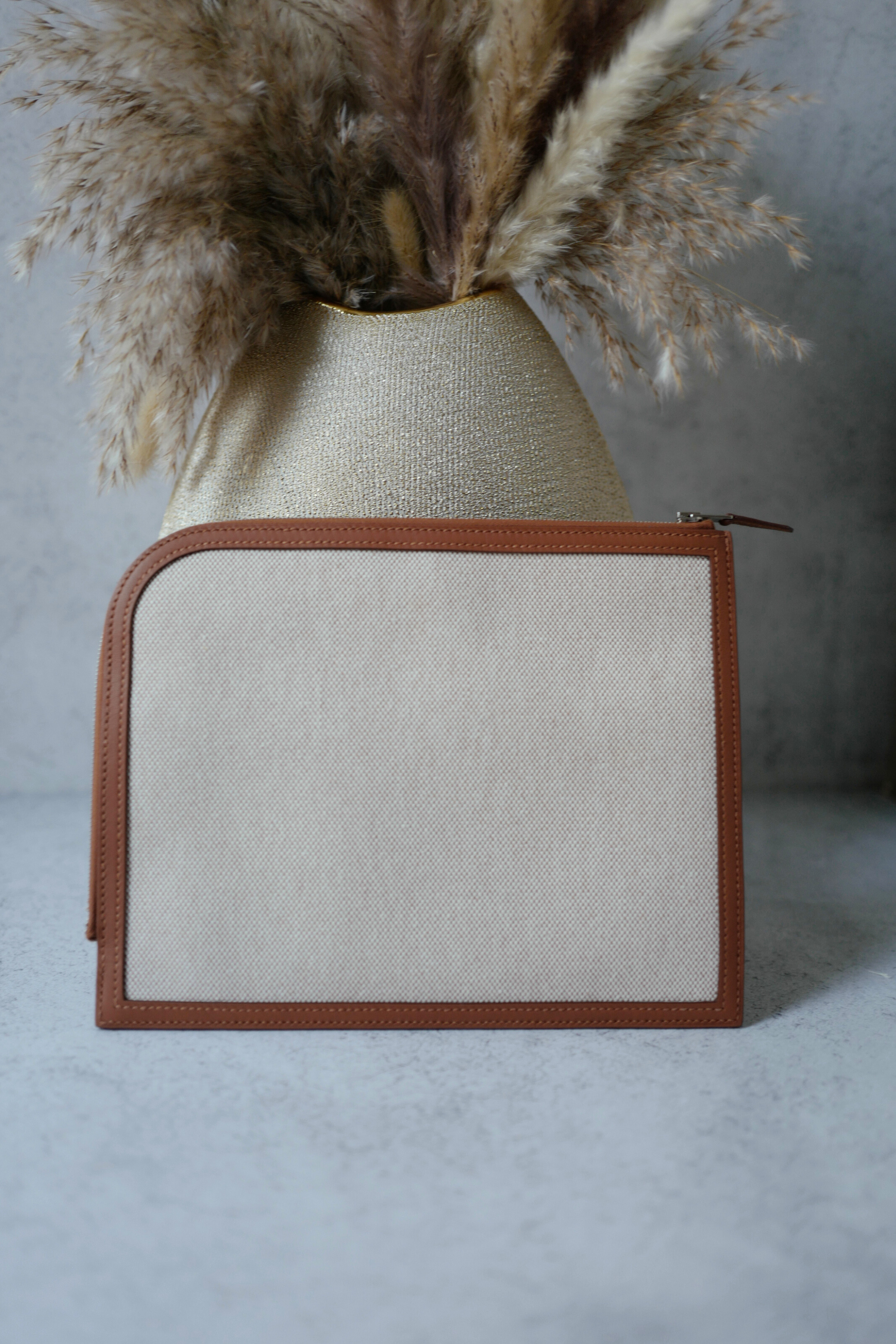 BNIB Hermès H Swift Canvas Cargo Travel Pouch in Ecru-Gold with Palladium HW