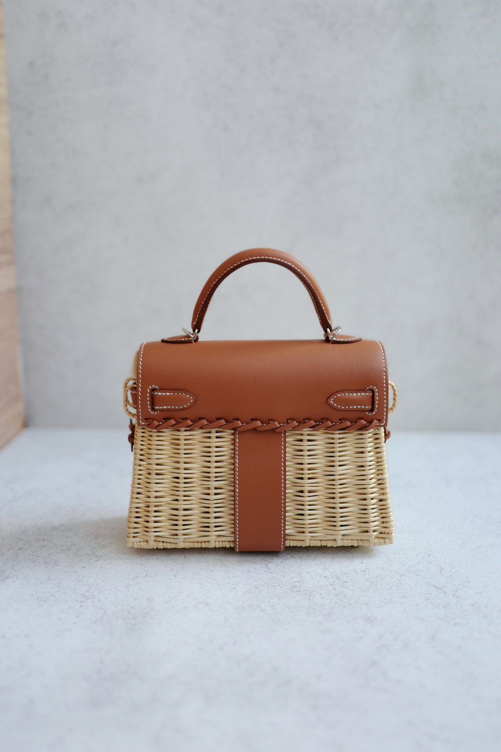 BNIB Hermes Mini Kelly Picnic Gold w Palladium Hardware Complete W Receipt