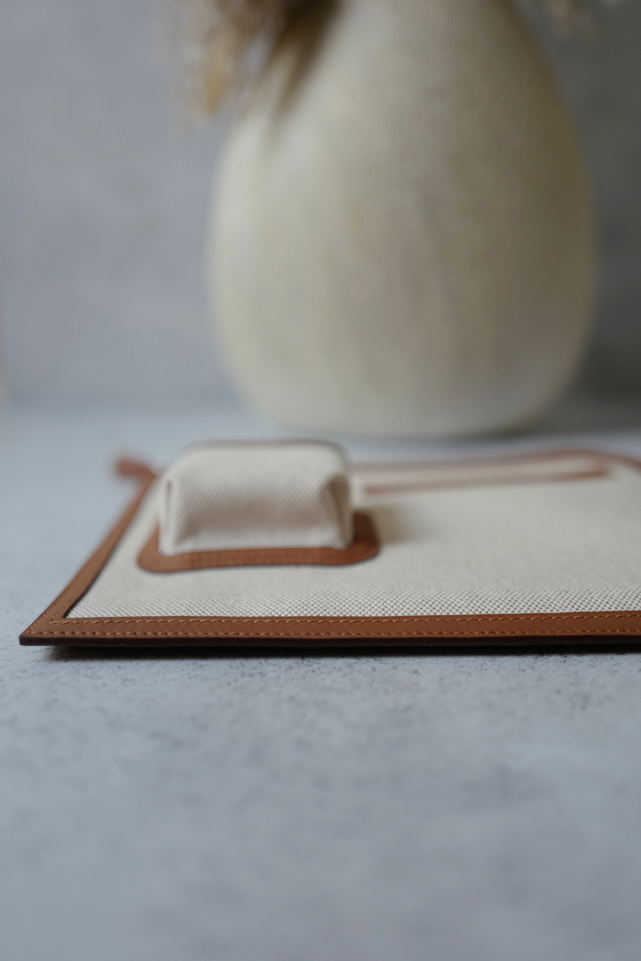 BNIB Hermès H Swift Canvas Cargo Travel Pouch in Ecru-Gold with Palladium HW