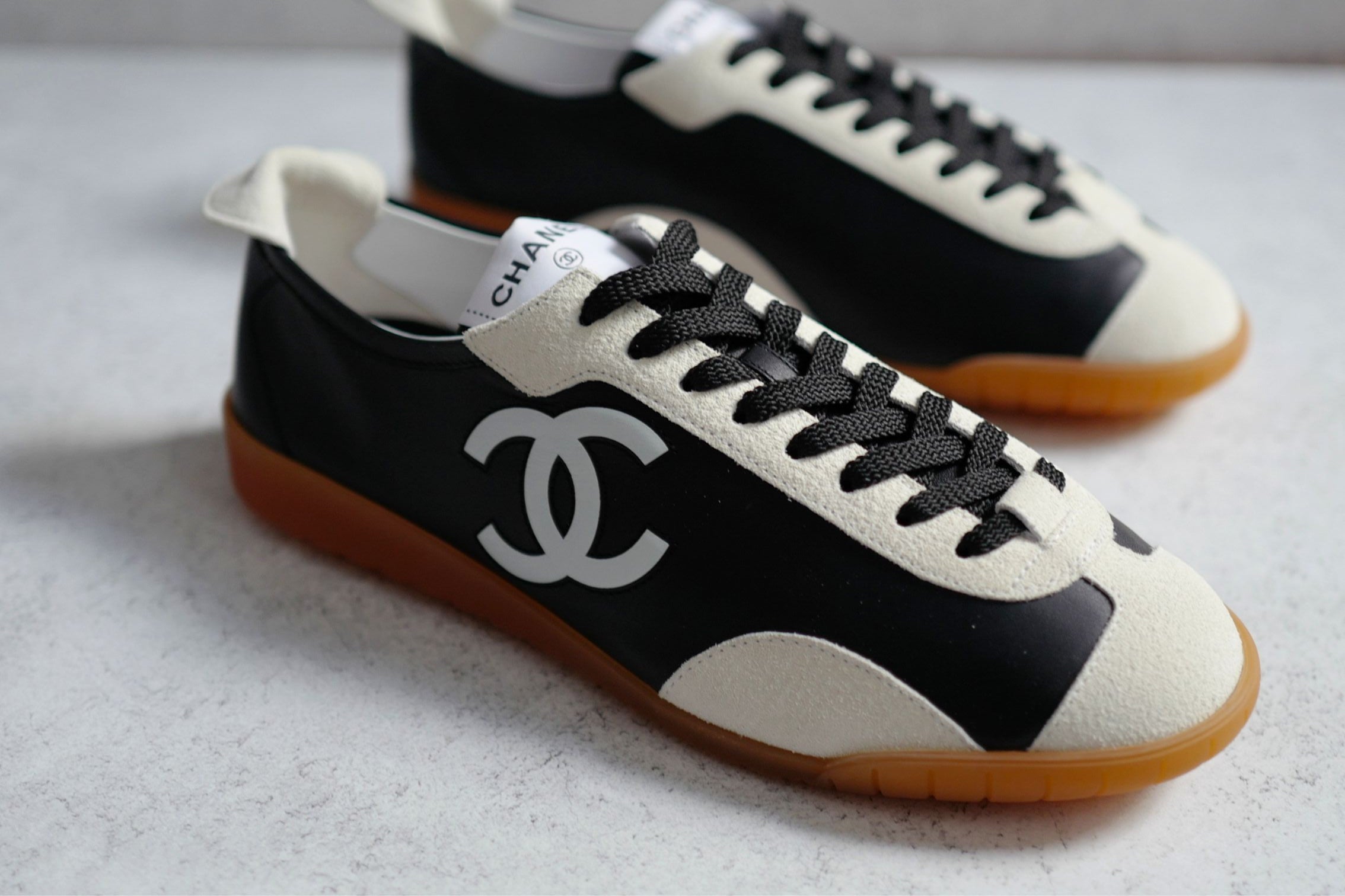NEW Chanel 26P Sneakers Black White Calfskin Embossed Suede Size 39